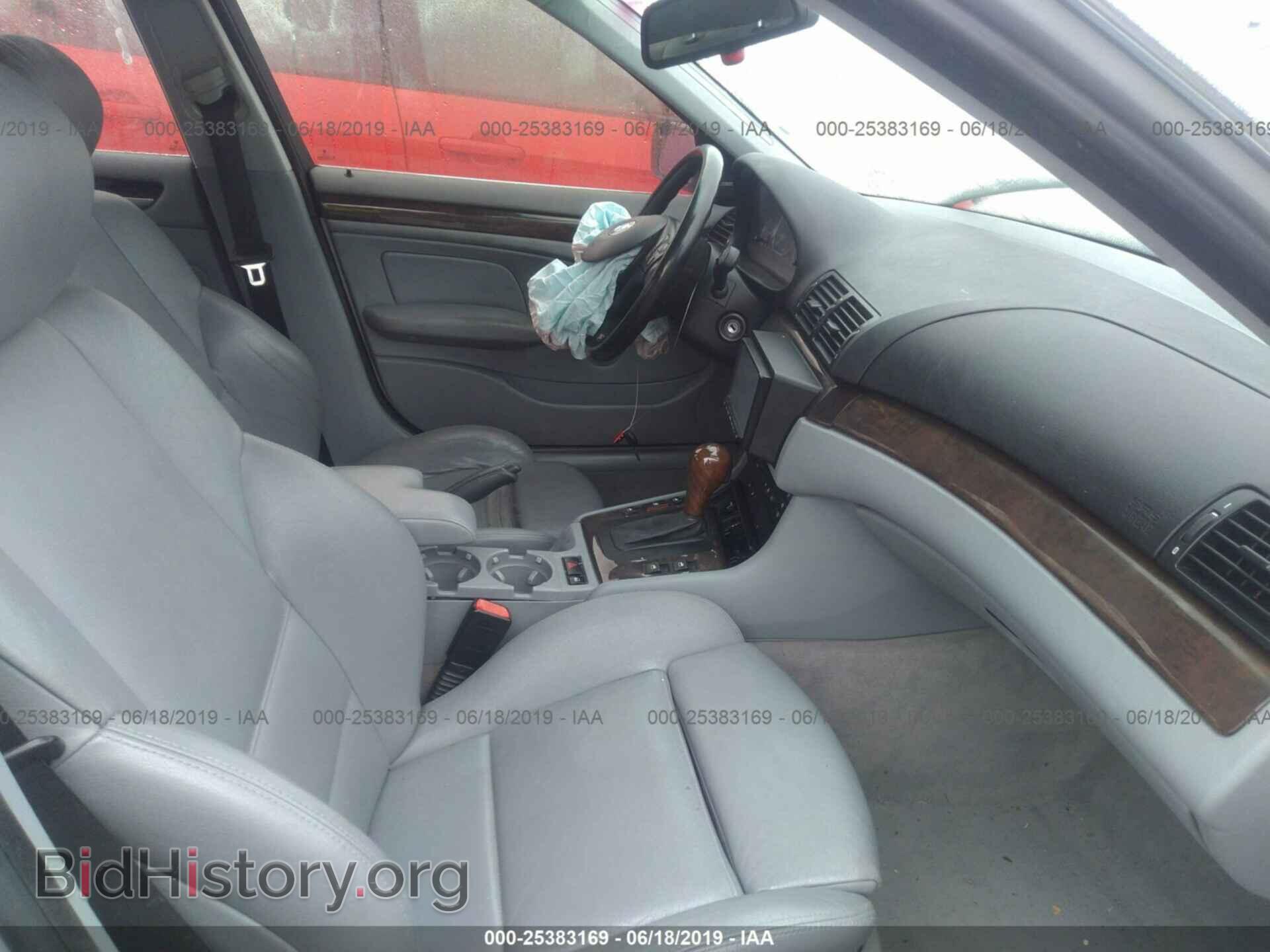 2002 BMW 330 - VIN: WBAEV534X2KM15995 - Фото 5