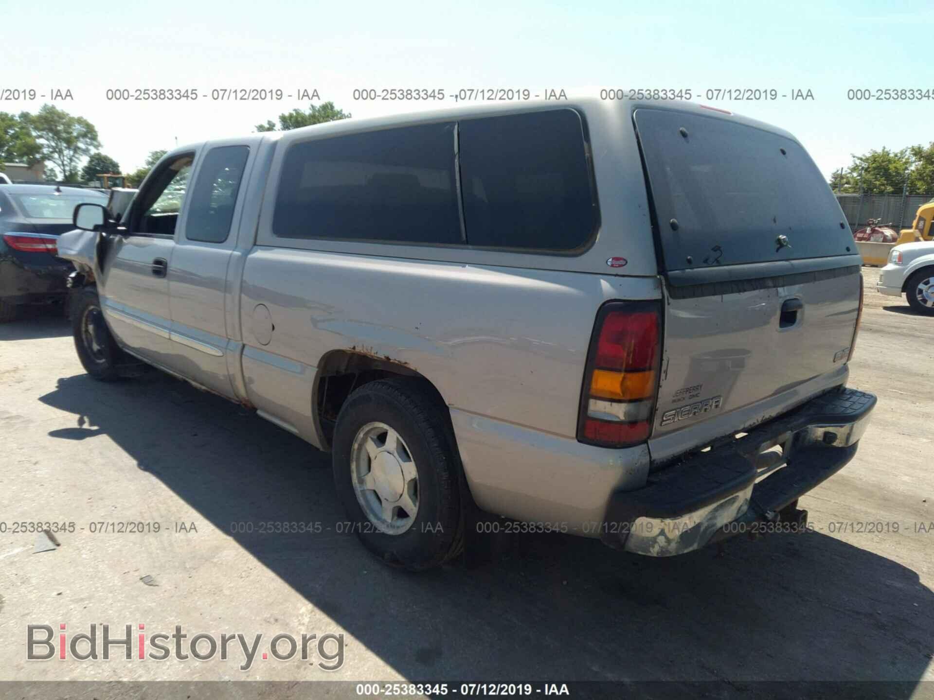 2004 GMC NEW SIERRA - VIN: 2GTEC19T841389433 - Фото 3