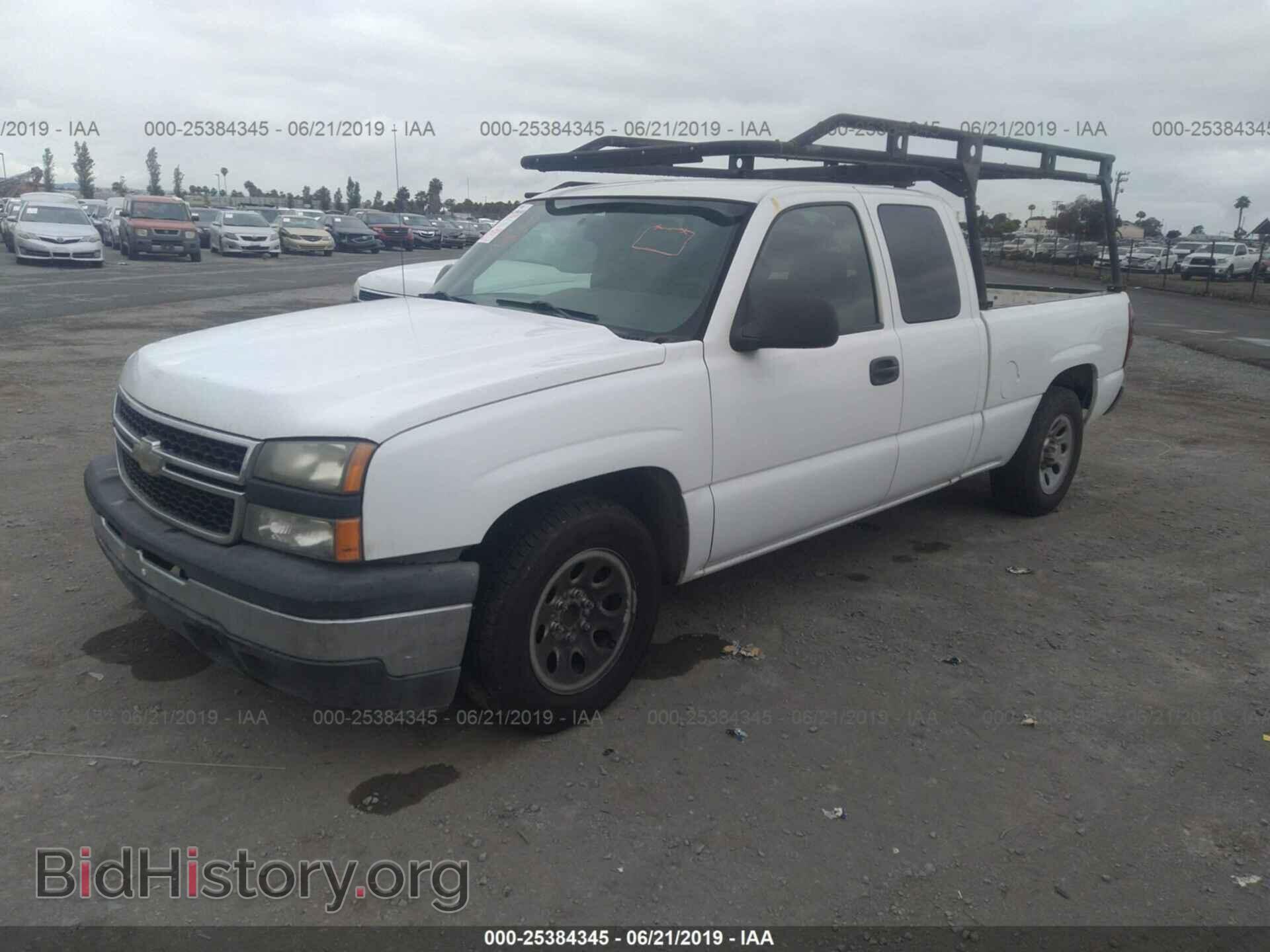 2007 CHEVROLET SILVERADO - VIN: 1GCEC19V97Z202844 - Фото 2