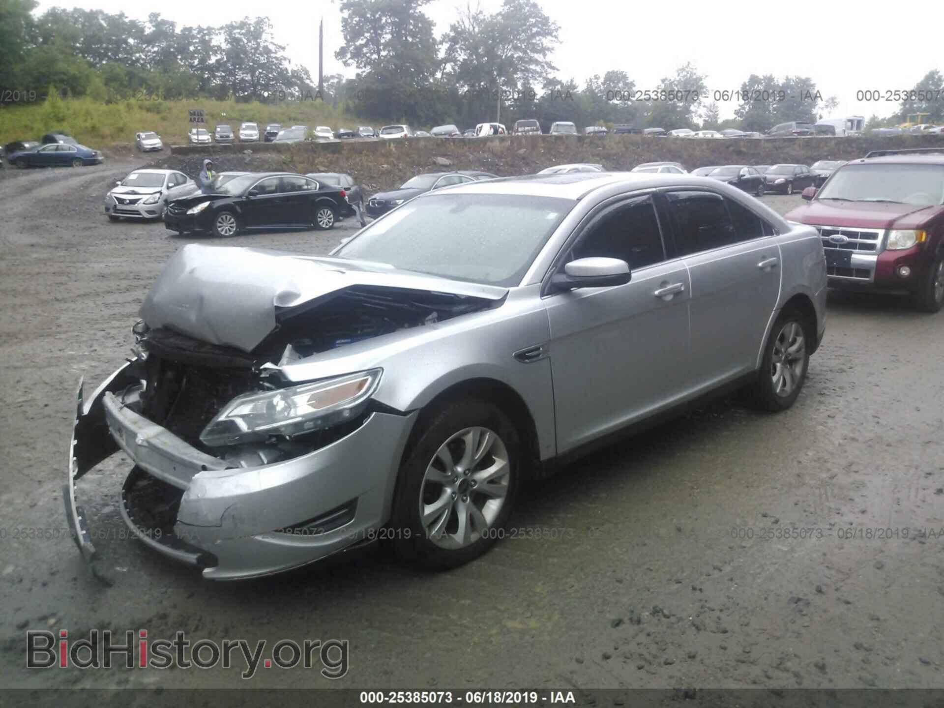 2011 FORD TAURUS - VIN: 1FAHP2HW0BG149754 - Фото 2