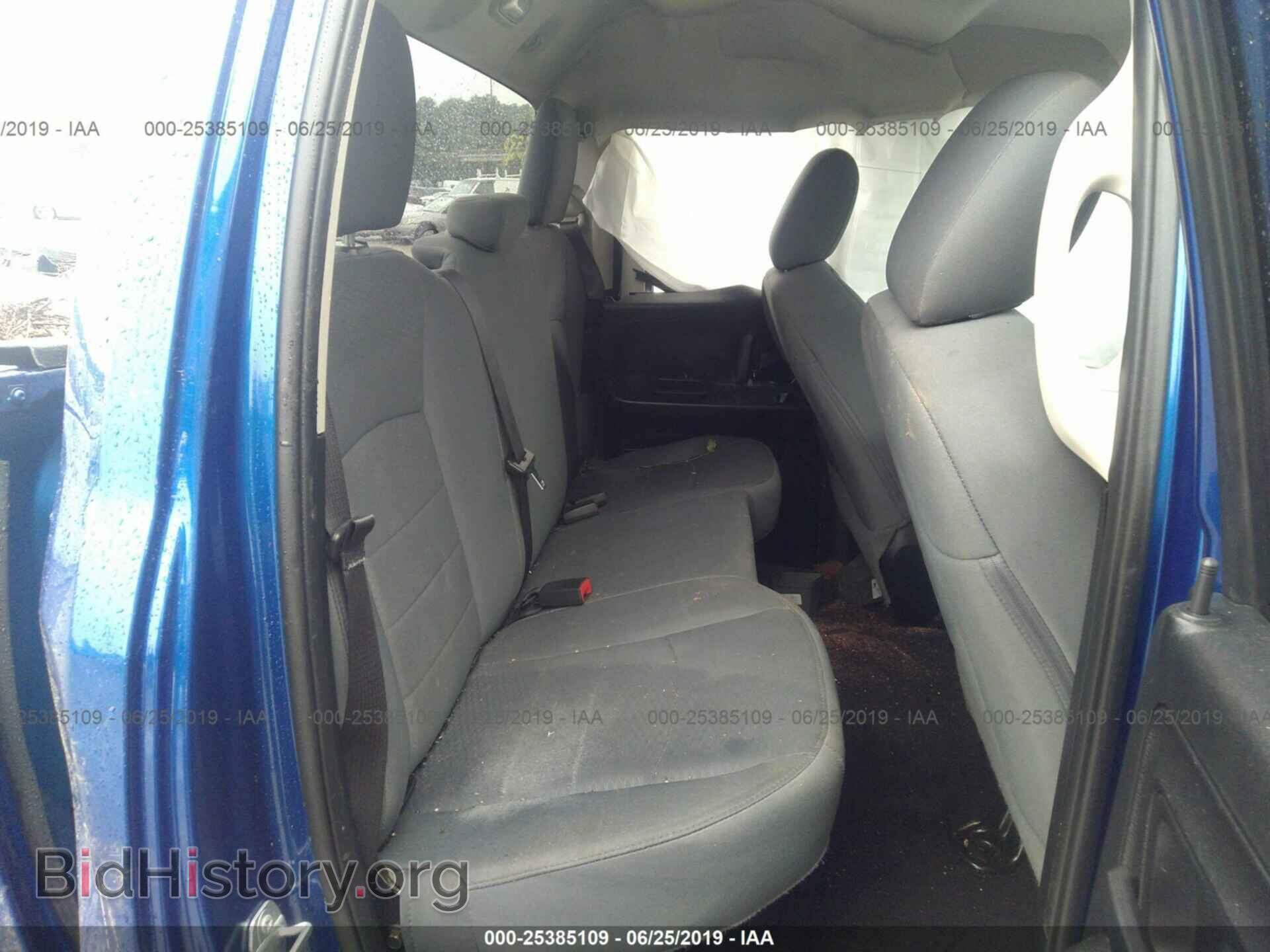 2017 RAM 1500 - VIN: 1C6RR7FG7HS618613 - Фото 8