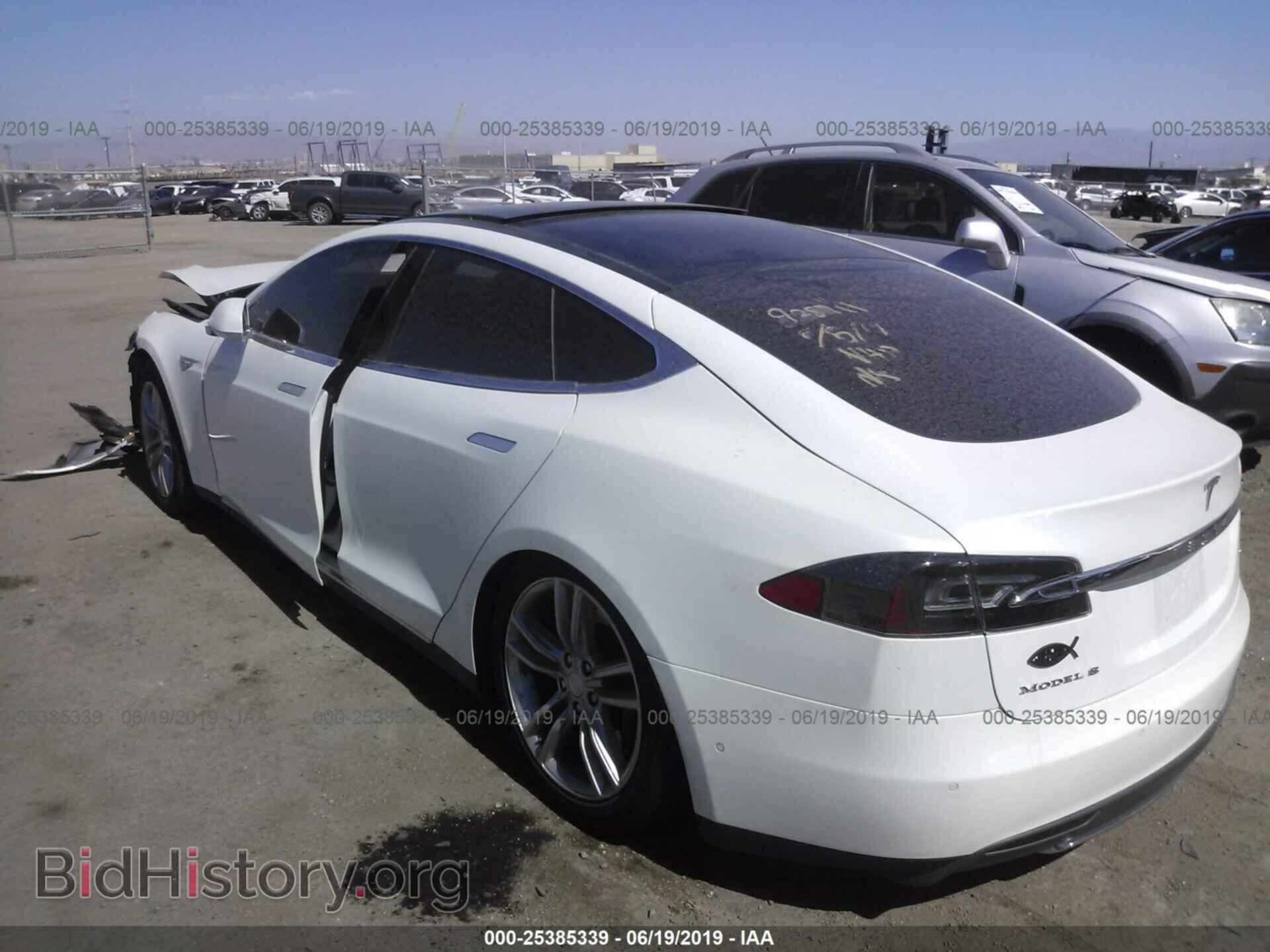 2015 TESLA MODEL S - VIN: 5YJSA1E11FF105198 - Фото 3