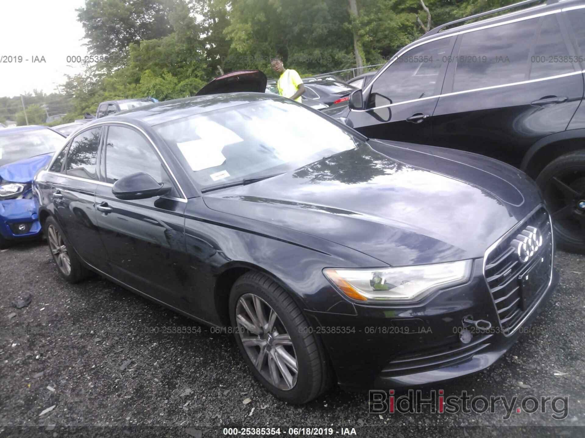 Photo WAUGFAFC8DN008521 - AUDI A6 2013