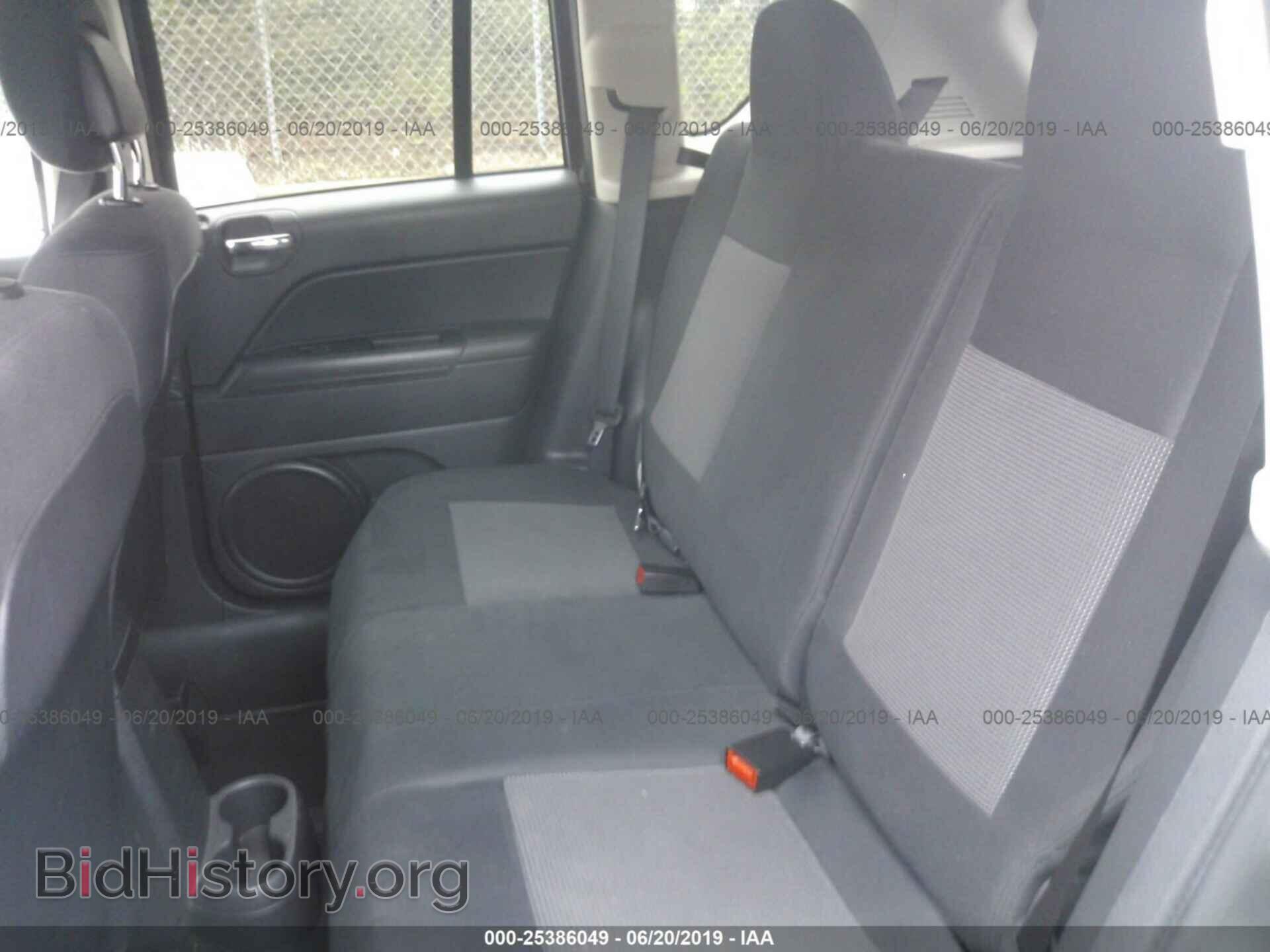 2012 JEEP COMPASS - VIN: 1C4NJDBB8CD705537 - Фото 8