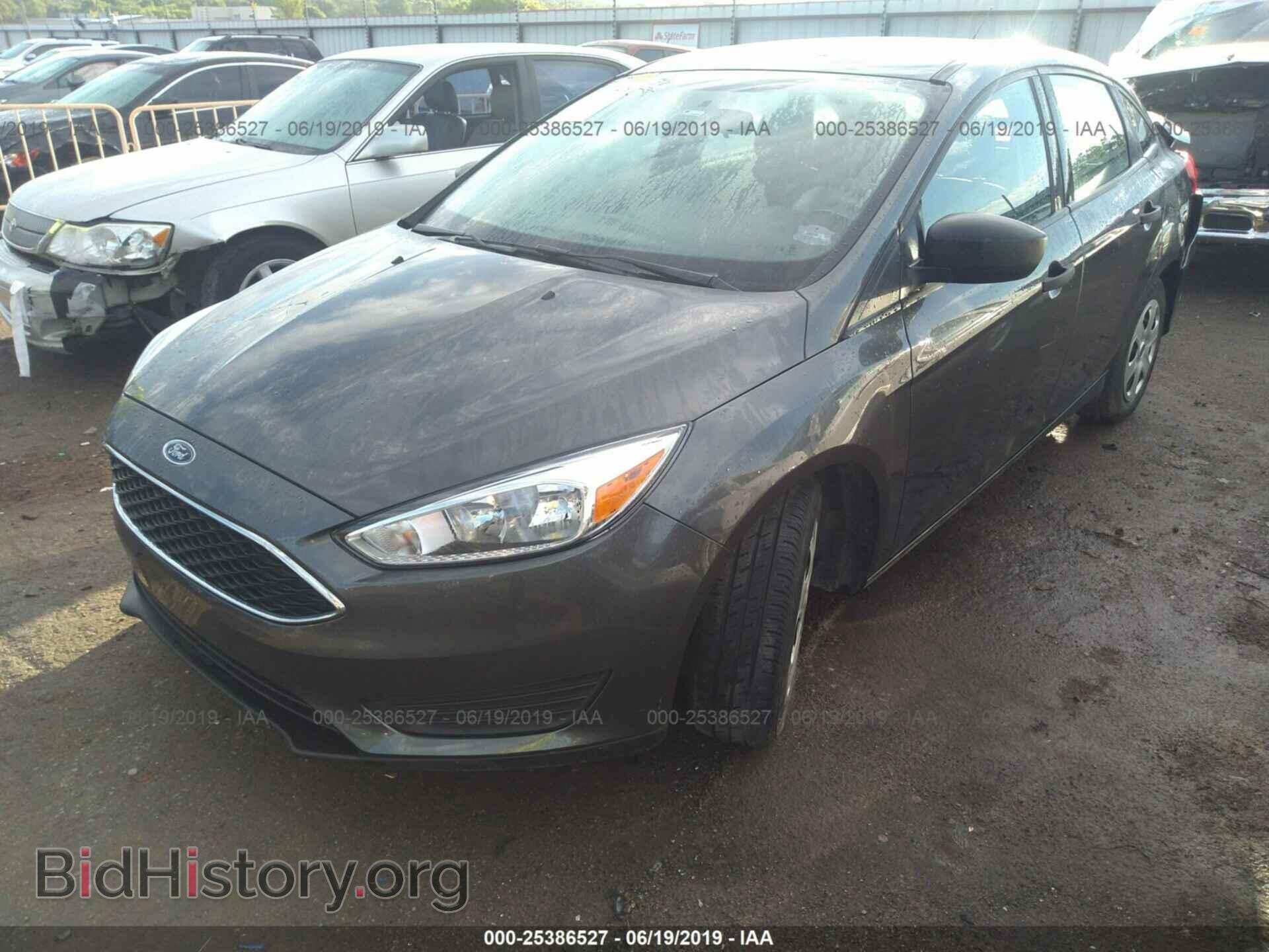 2017 FORD FOCUS - VIN: 1FADP3E23HL303380 - Photo 2