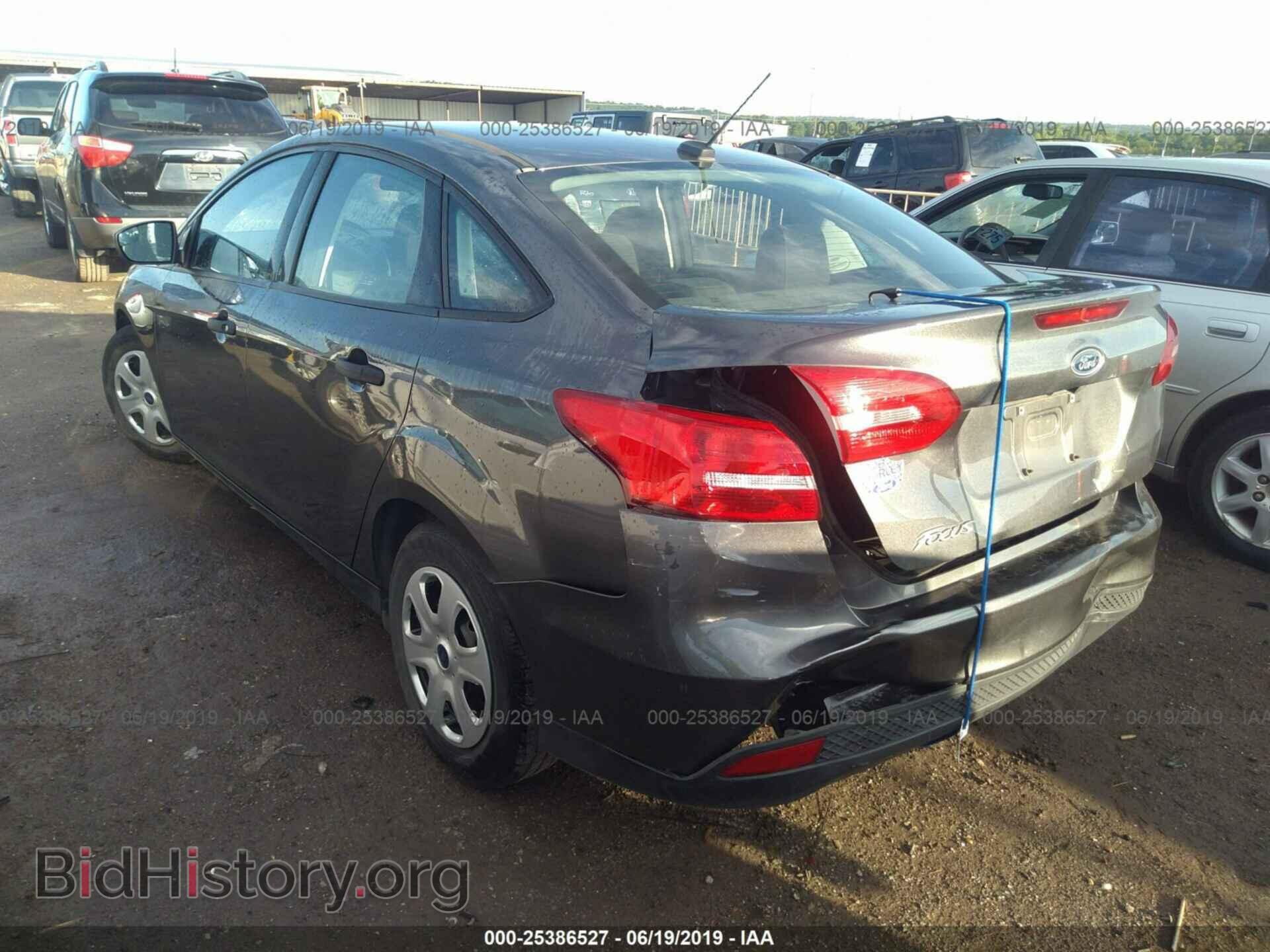 2017 FORD FOCUS - VIN: 1FADP3E23HL303380 - Photo 3
