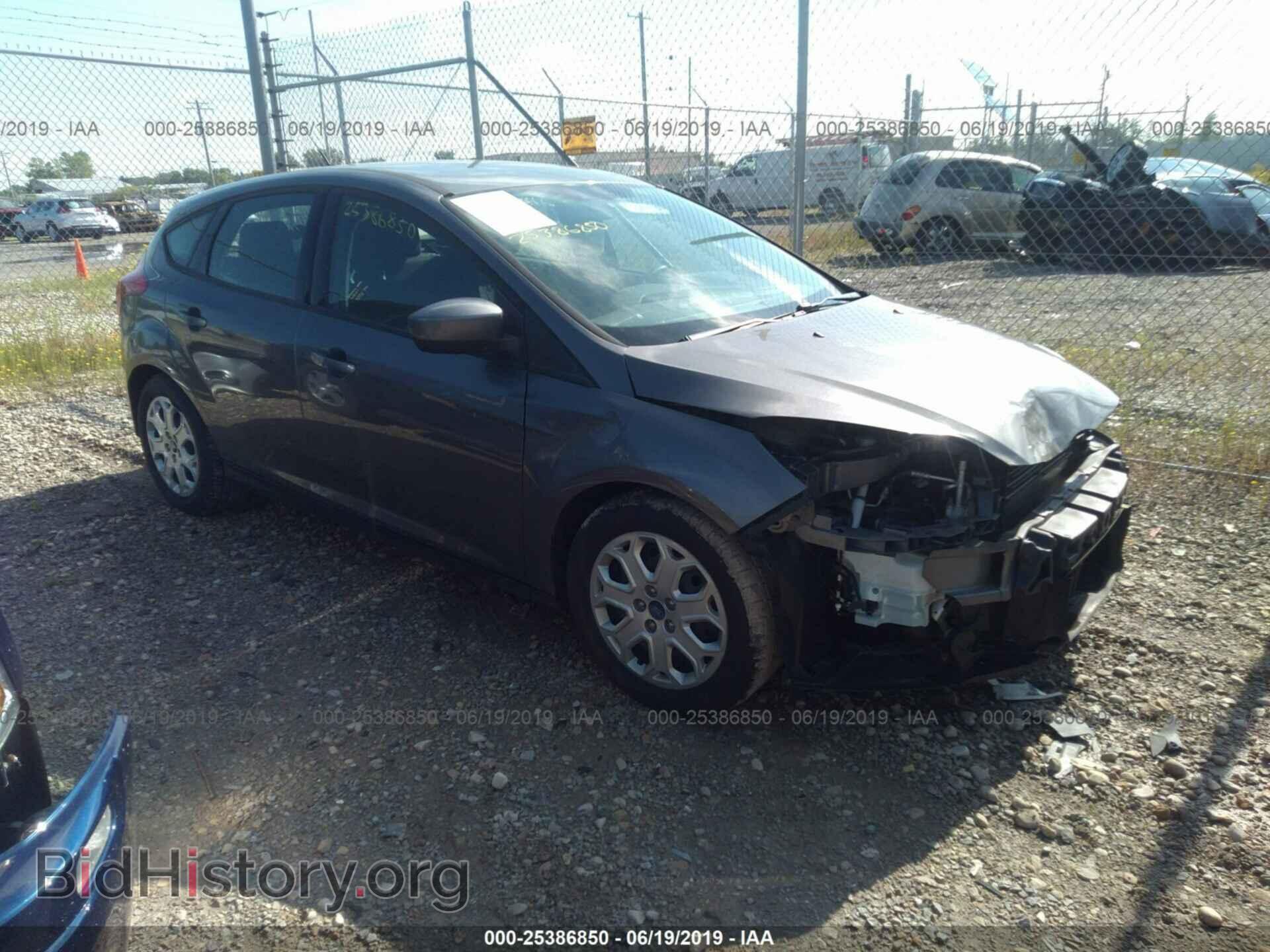 Photo 1FAHP3K23CL163863 - FORD FOCUS 2012