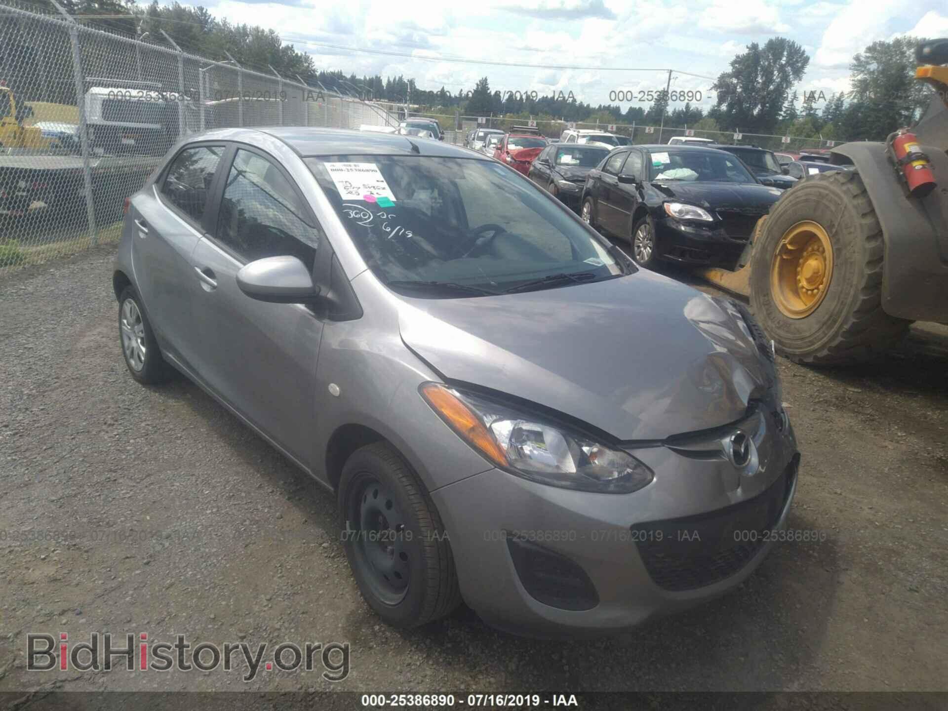 Фотография JM1DE1KZ8E0187578 - MAZDA MAZDA2 2014