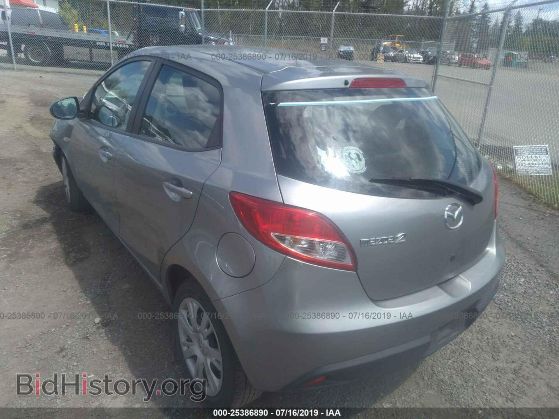 2014 MAZDA MAZDA2 - VIN: JM1DE1KZ8E0187578 - Фото 3