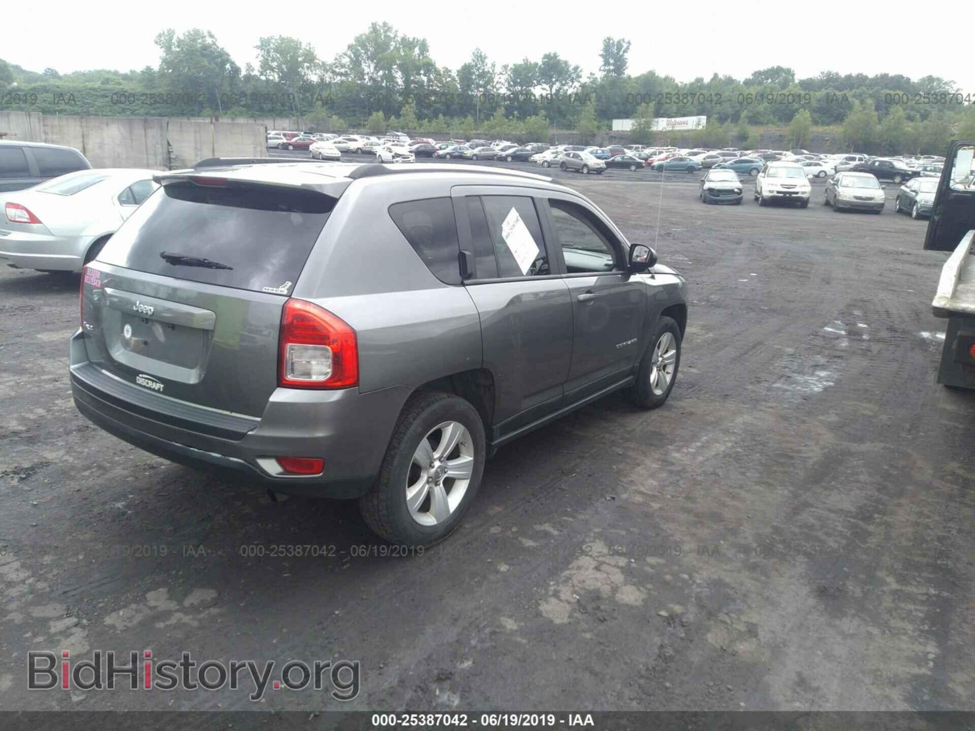 2011 JEEP COMPASS - VIN: 1J4NF1FB1BD235189 - Фото 4