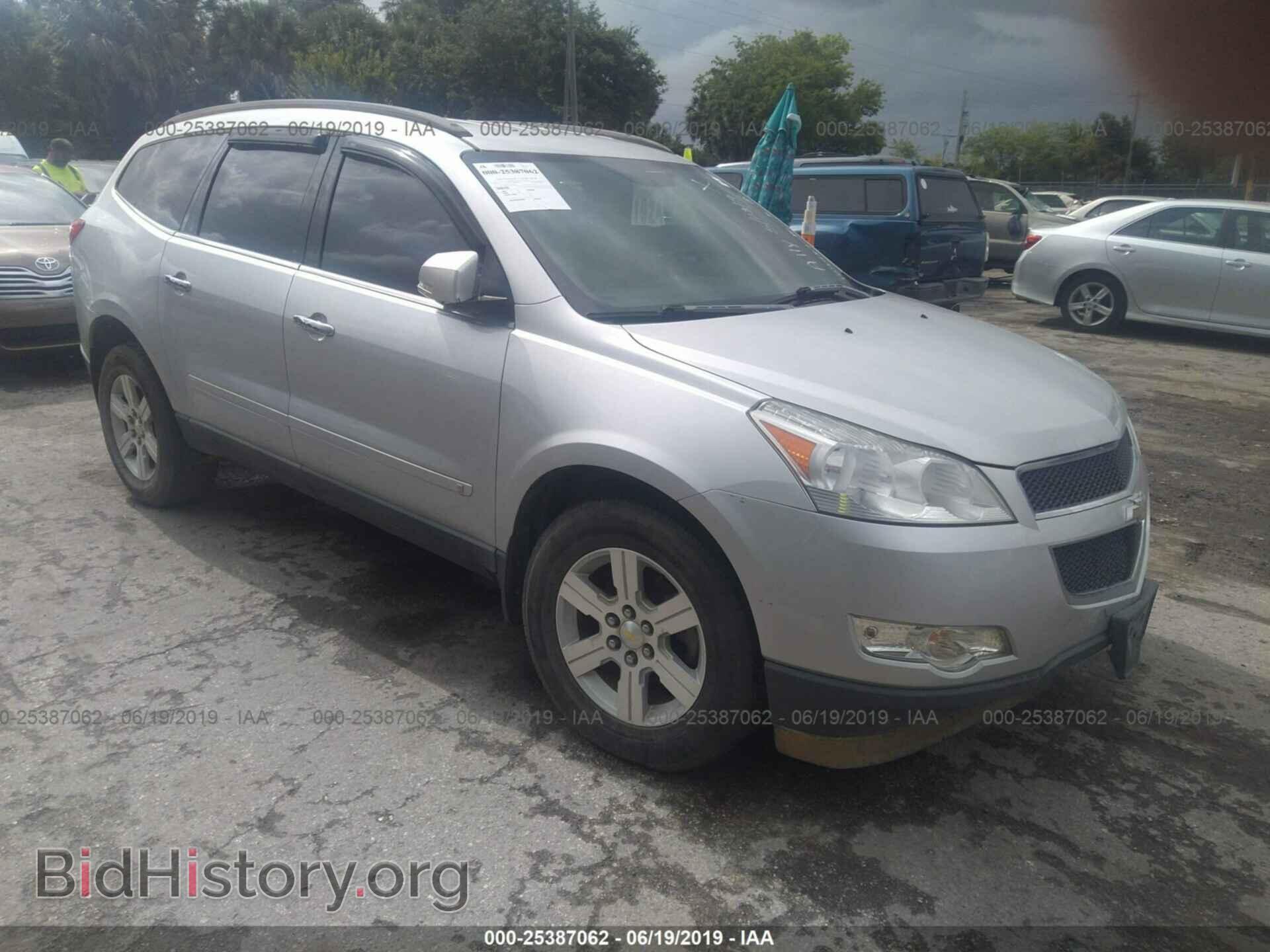 Photo 1GNLRFED4AS104487 - CHEVROLET TRAVERSE 2010