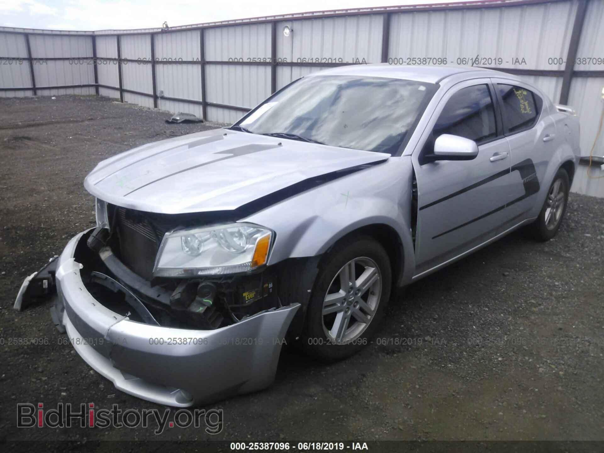 2010 DODGE AVENGER - VIN: 1B3CC5FB4AN203800 - Фото 2