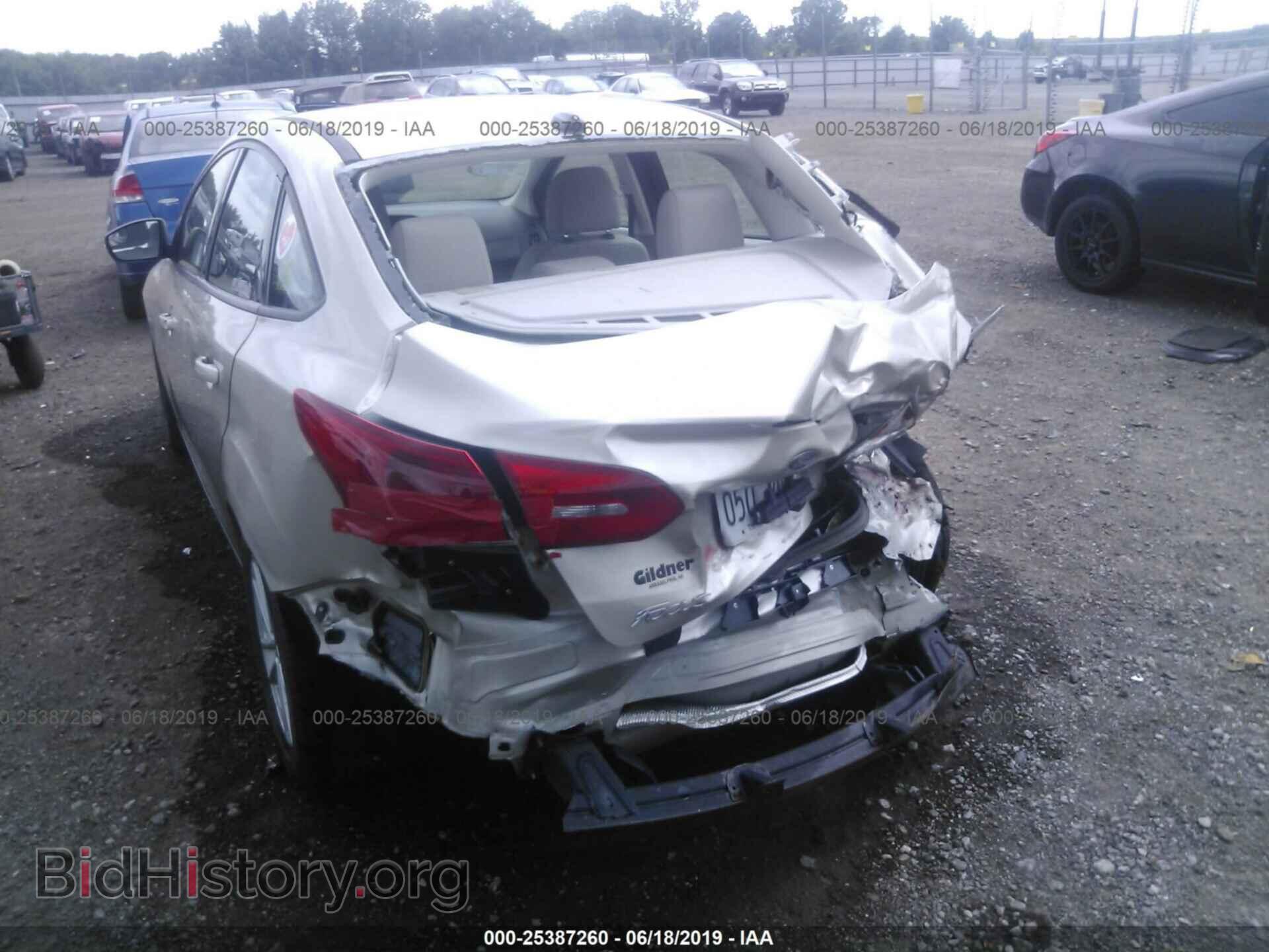 2017 FORD FOCUS - VIN: 1FADP3F29HL251851 - Photo 6