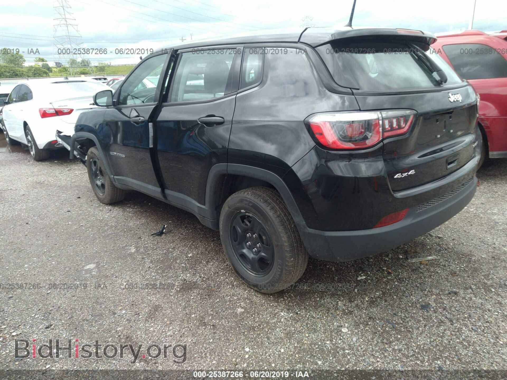2018 JEEP COMPASS - VIN: 3C4NJDAB1JT232878 - Photo 3
