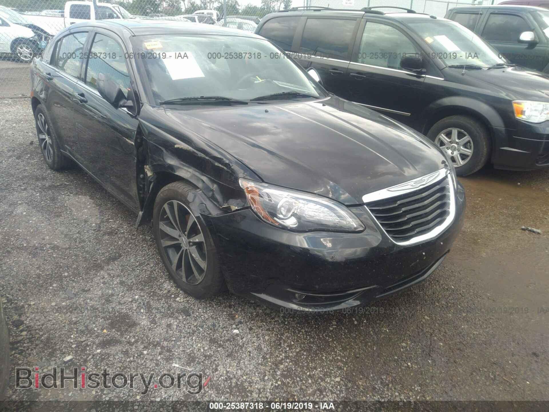 2011 CHRYSLER 200 - VIN: 1C3BC8FG0BN615516 - Фото 6