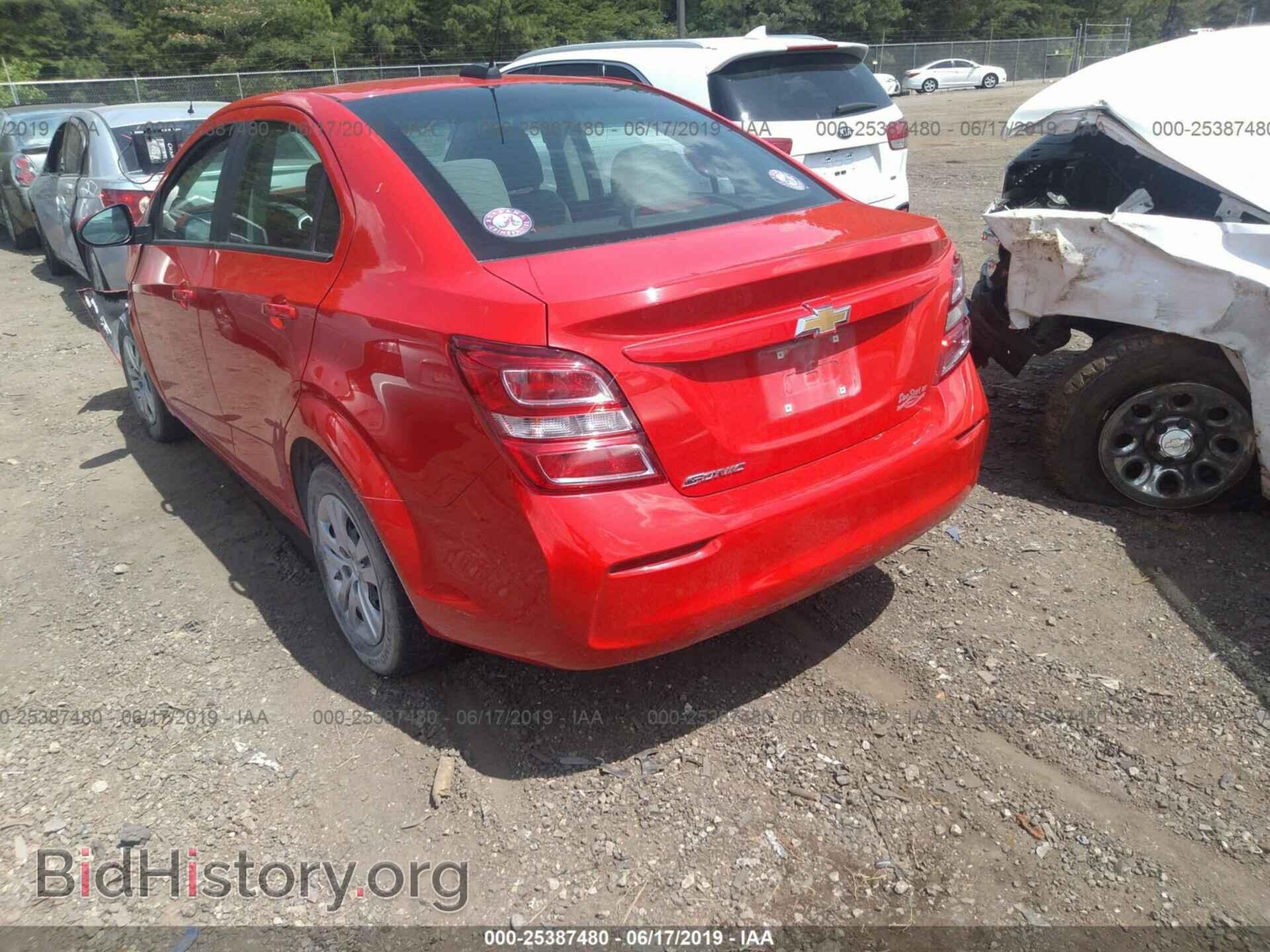 2017 CHEVROLET SONIC - VIN: 1G1JB5SH3H4162992 - Фото 3