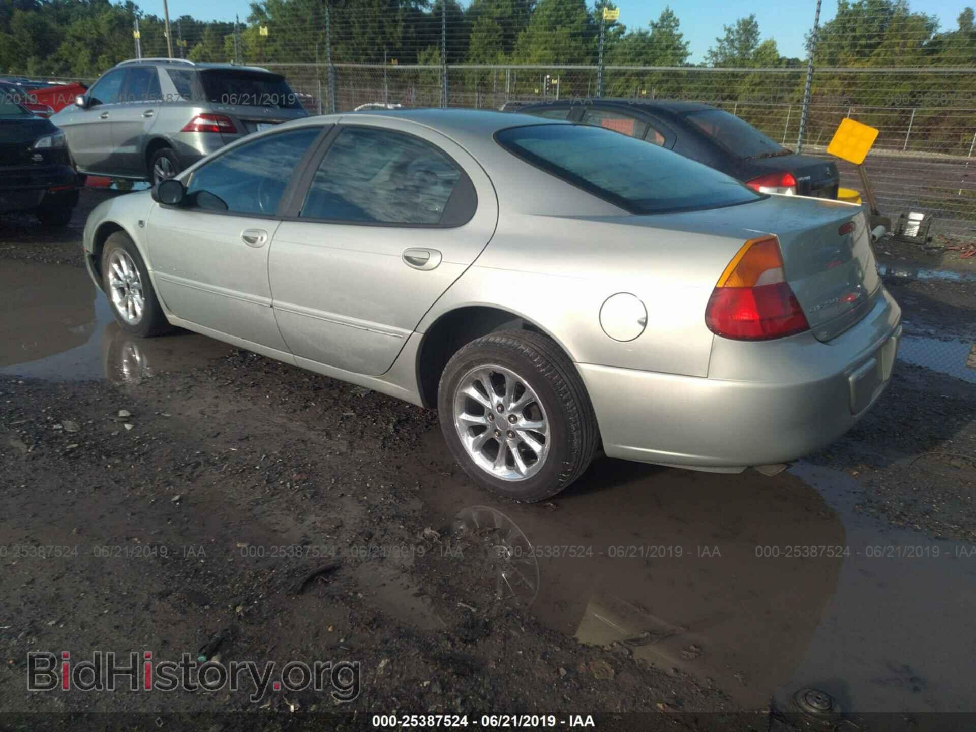 2000 CHRYSLER 300M - VIN: 2C3HE66G0YH108836 - Фото 3