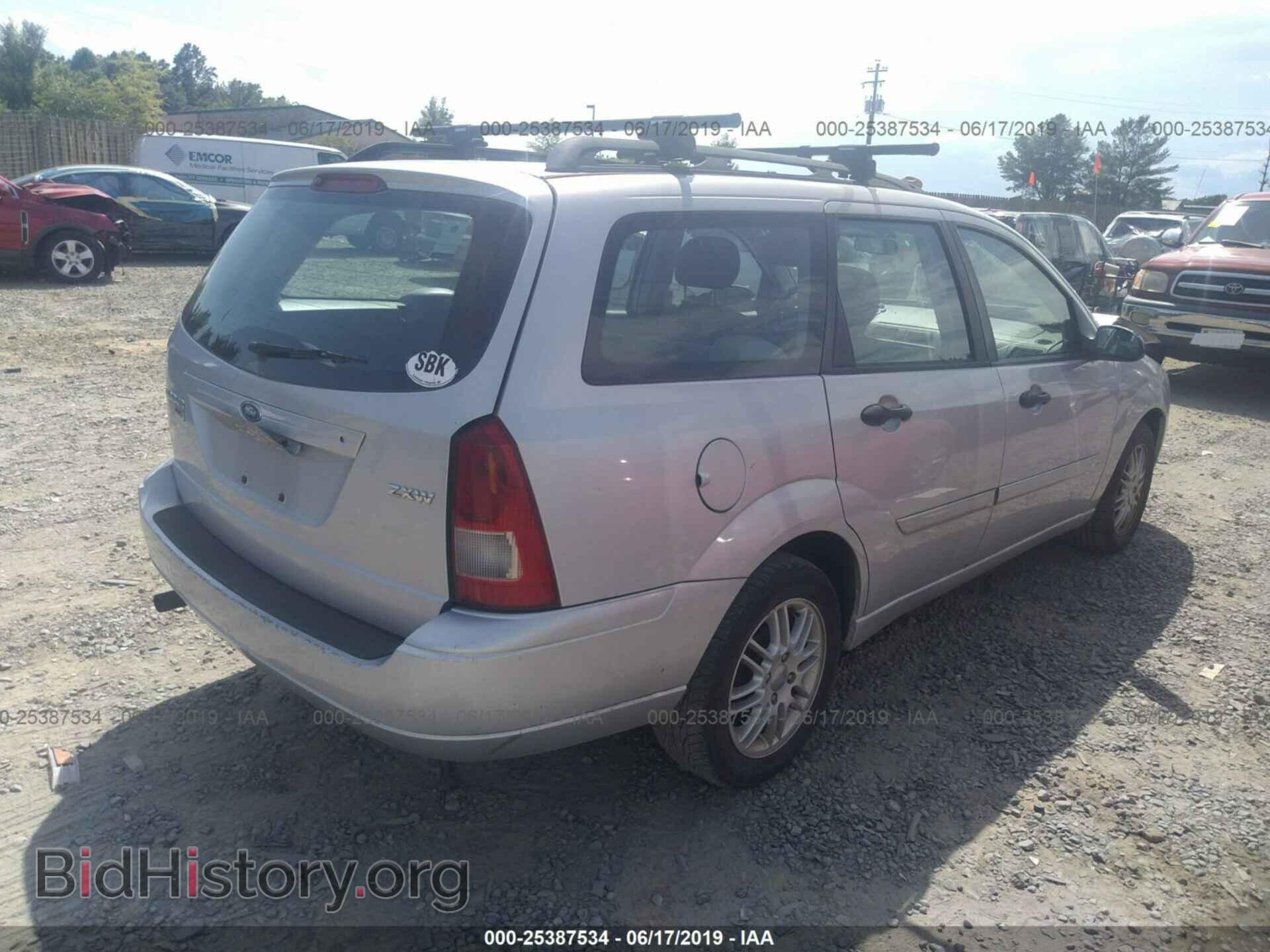 2005 FORD FOCUS - VIN: 1FAFP36N55W299652 - Фото 4