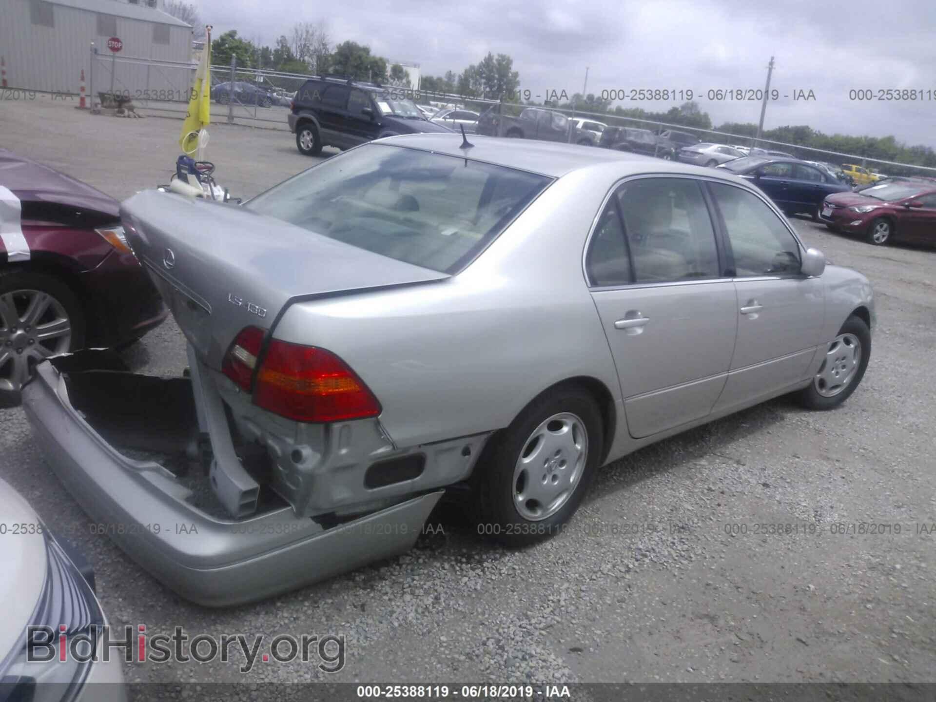 2001 LEXUS LS - VIN: JTHBN30F210037289 - Фото 4