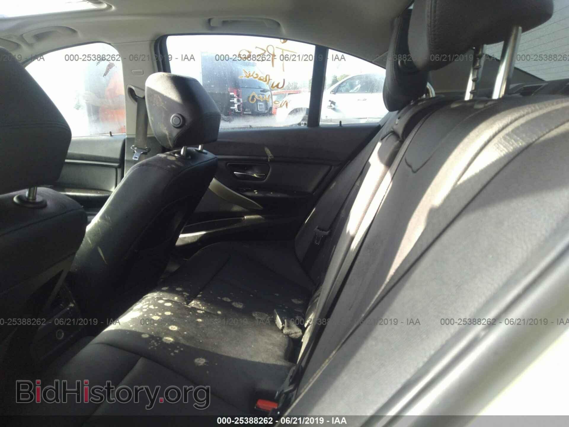 2013 BMW 328 - VIN: WBA3A5C59DF358700 - Фото 8