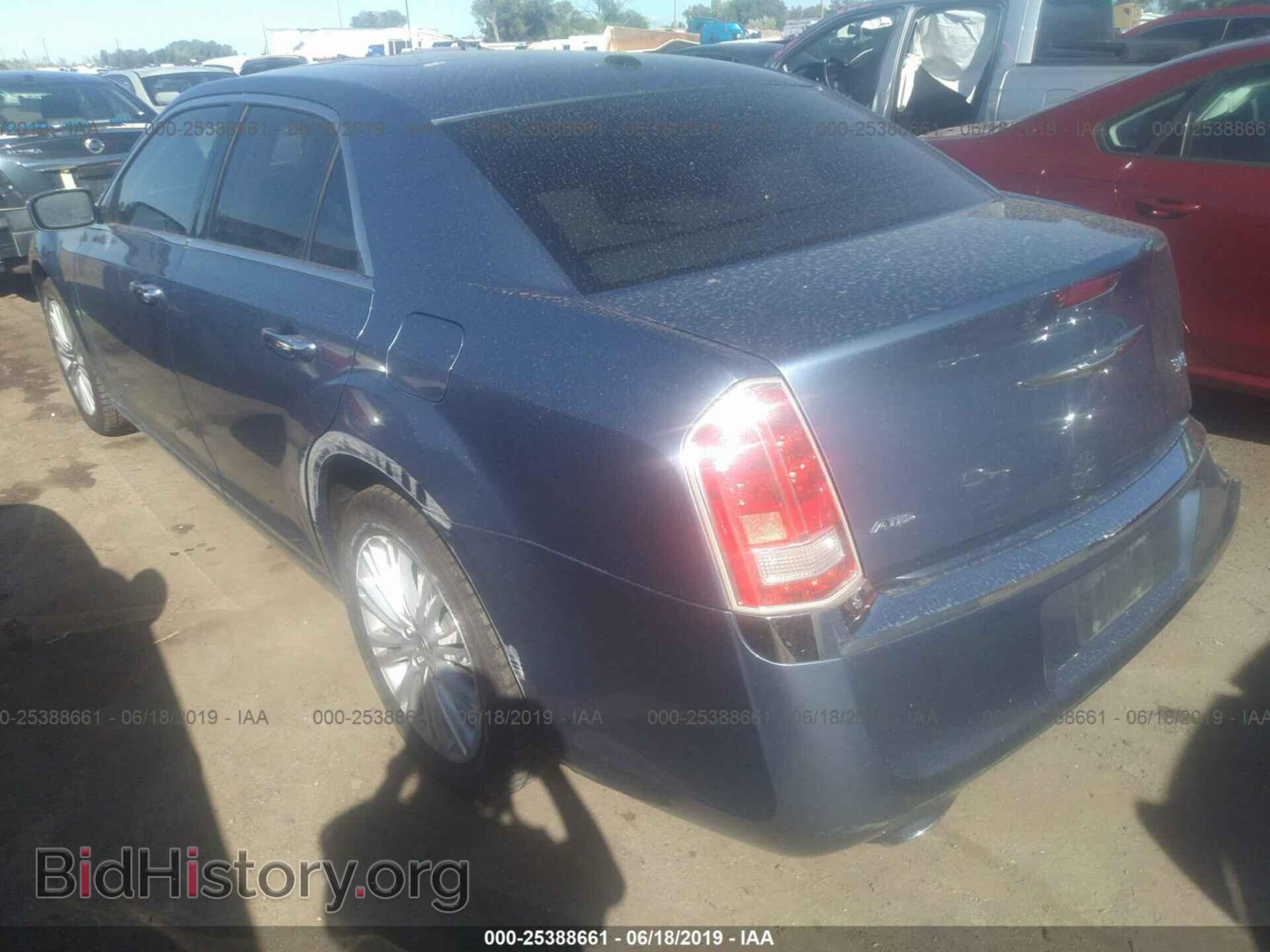 2011 CHRYSLER 300C - VIN: 2C3CK6CT2BH563246 - Фото 3