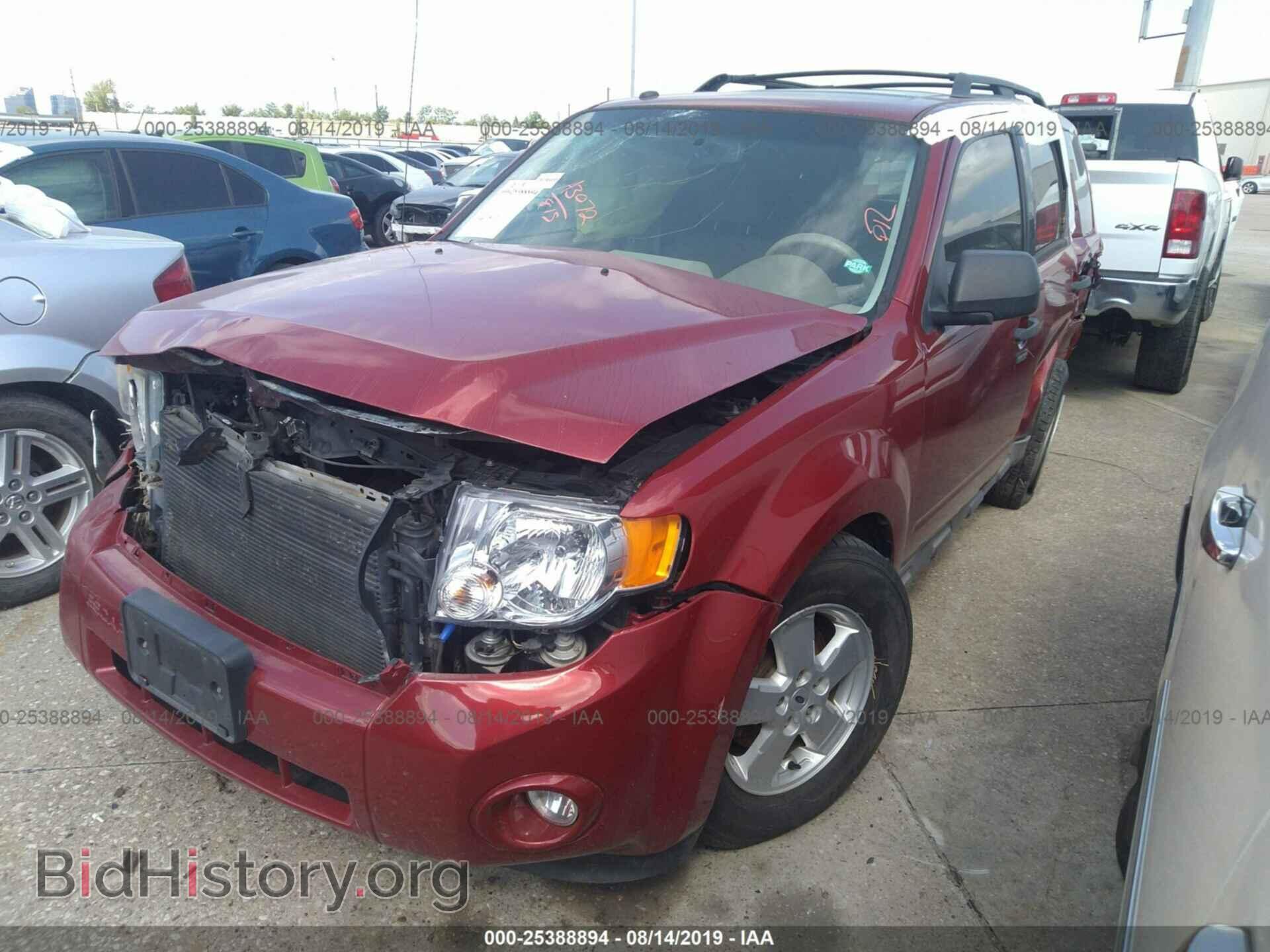 2009 FORD ESCAPE - VIN: 1FMCU03759KB26460 - Фото 2