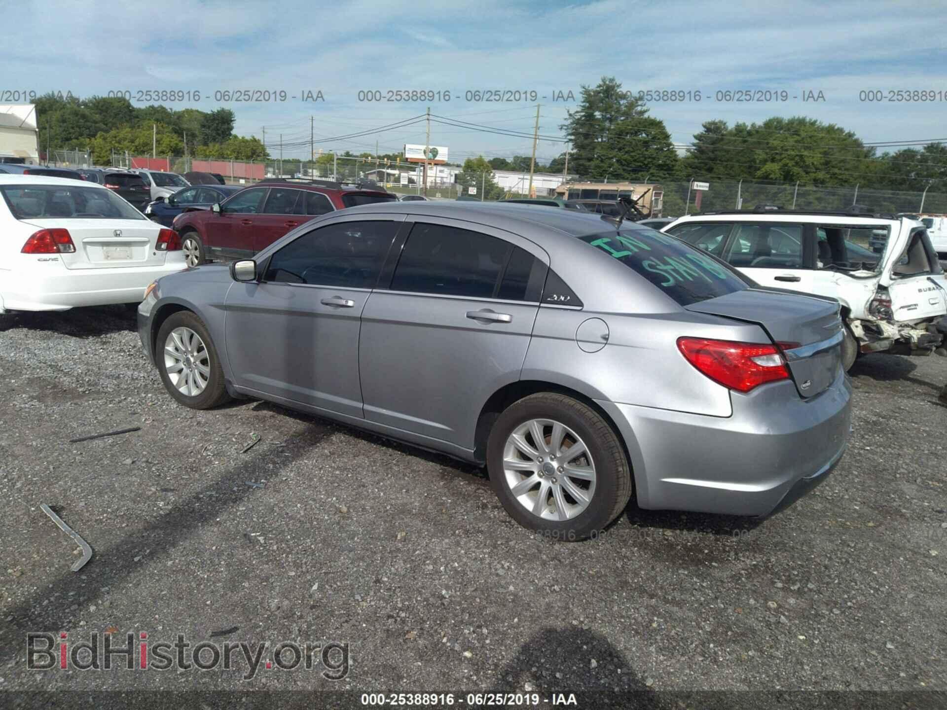 2014 CHRYSLER 200 - VIN: 1C3CCBBB2EN128415 - Фото 3