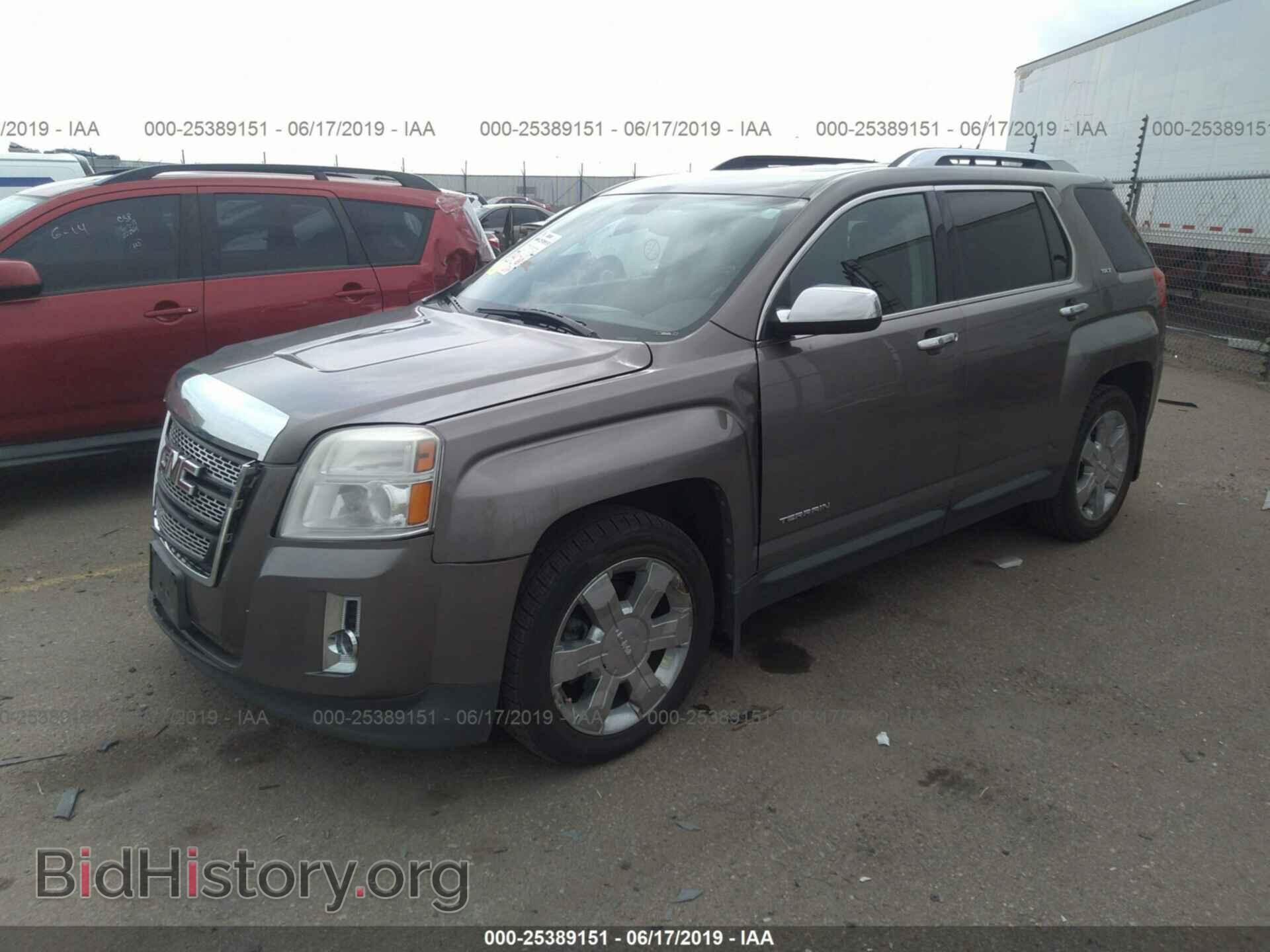 2011 GMC TERRAIN - VIN: 2CTFLXE59B6294866 - Photo 2