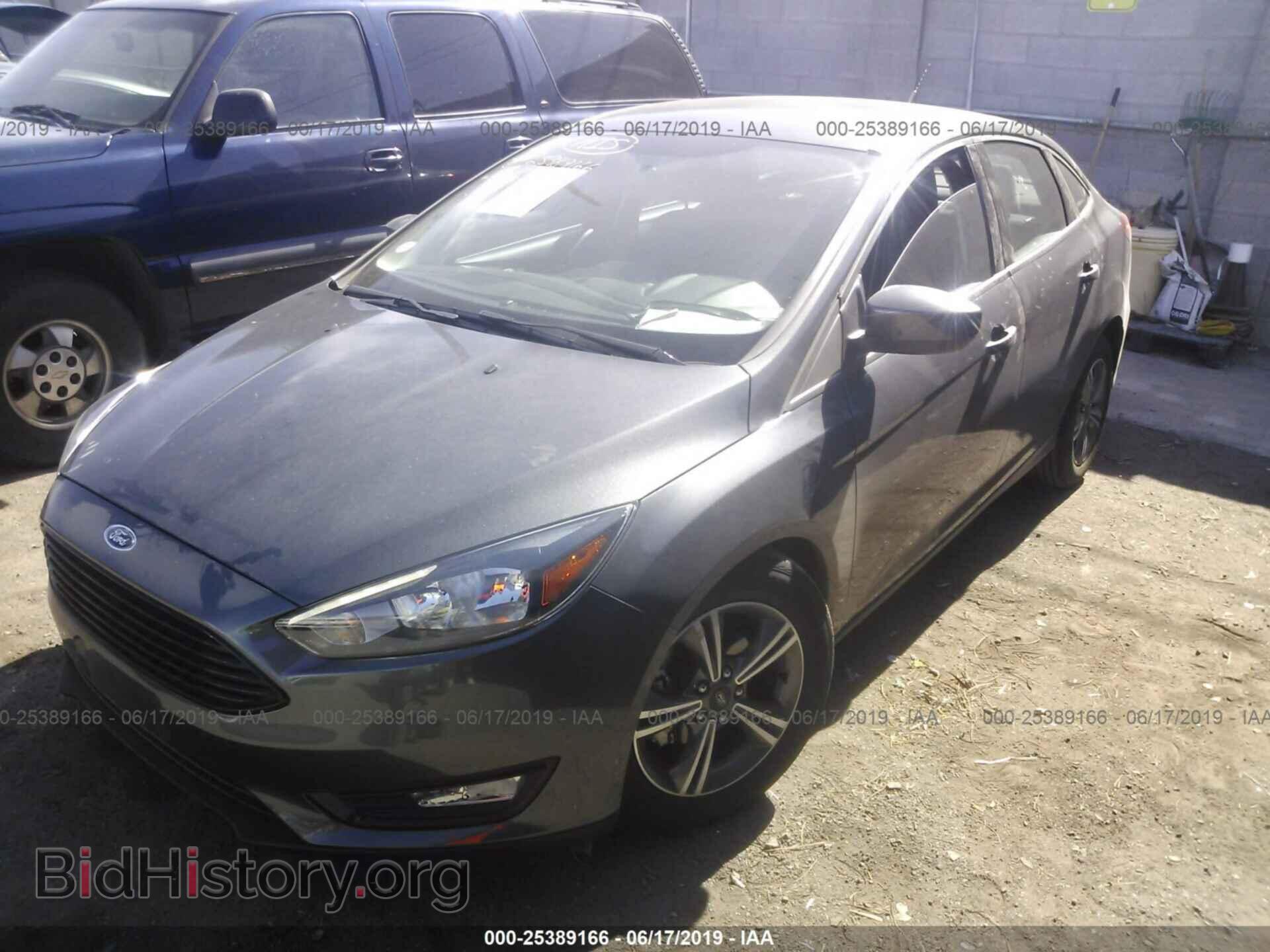 2018 FORD FOCUS - VIN: 1FADP3FE7JL313134 - Фото 2