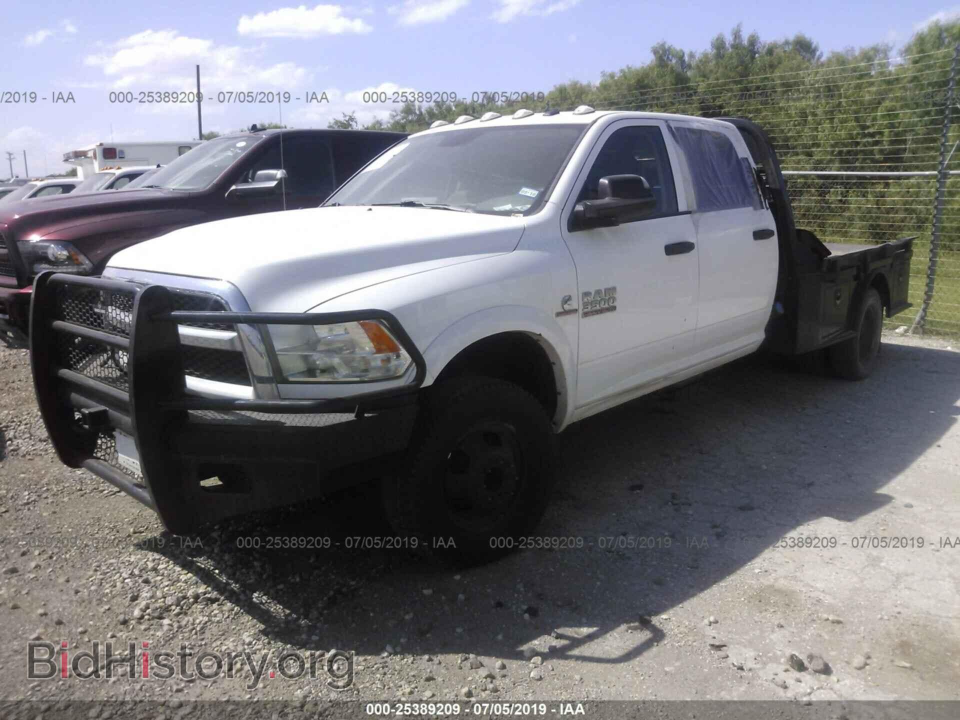 2017 RAM 3500 - VIN: 3C7WRTCL6HG678172 - Photo 2
