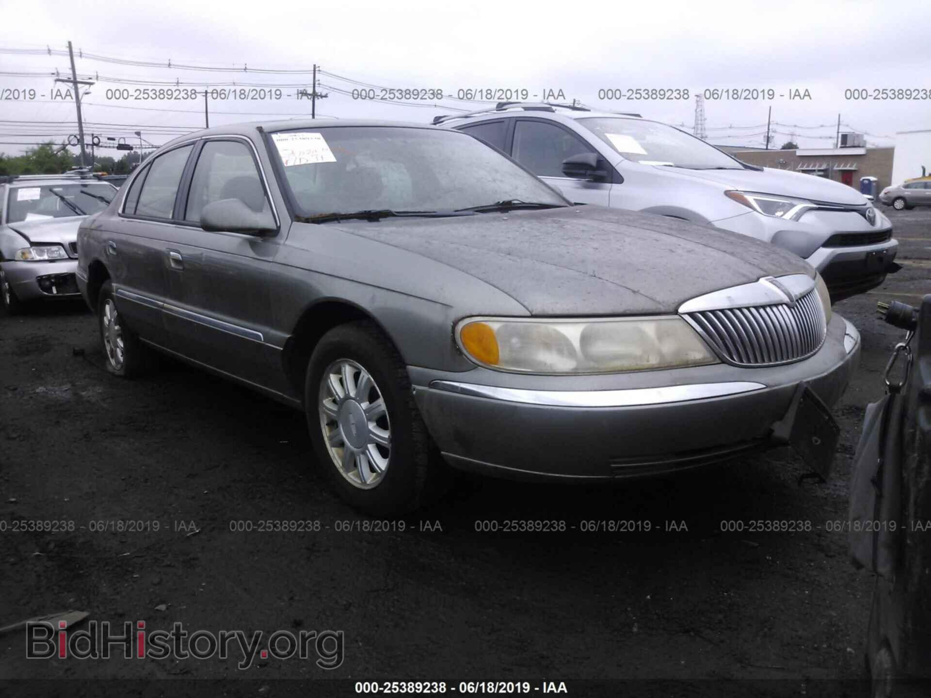 Фотография 1LNHM97V8YY889278 - LINCOLN CONTINENTAL 2000