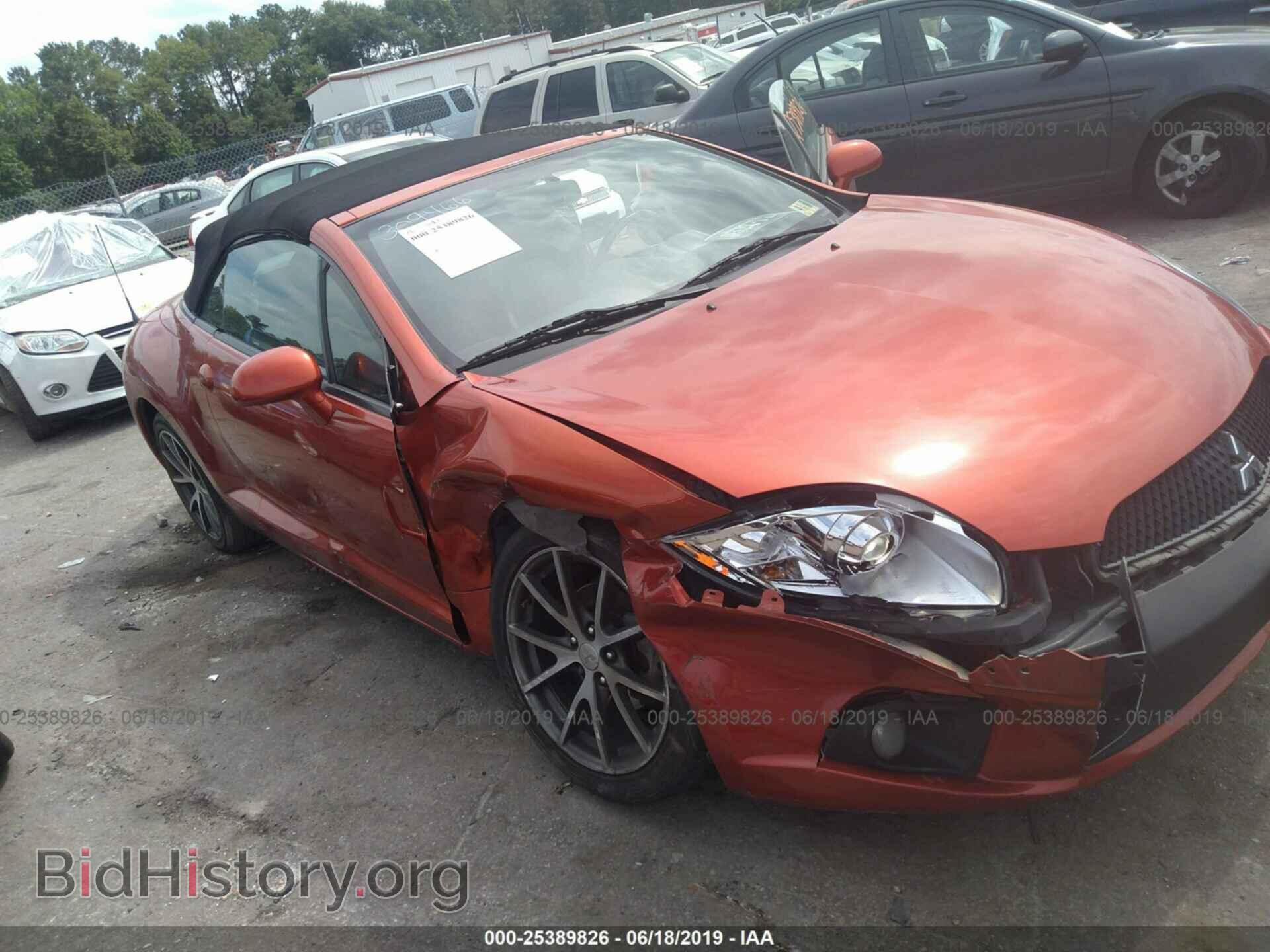 Photo 4A37L5EF9BE001053 - MITSUBISHI ECLIPSE 2011