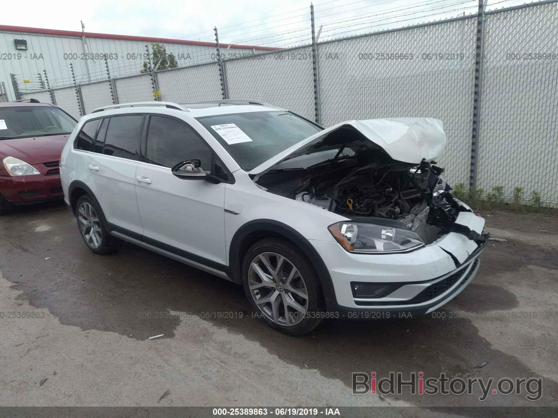 Photo 3VWH17AU3HM524047 - VOLKSWAGEN GOLF ALLTRACK 2017