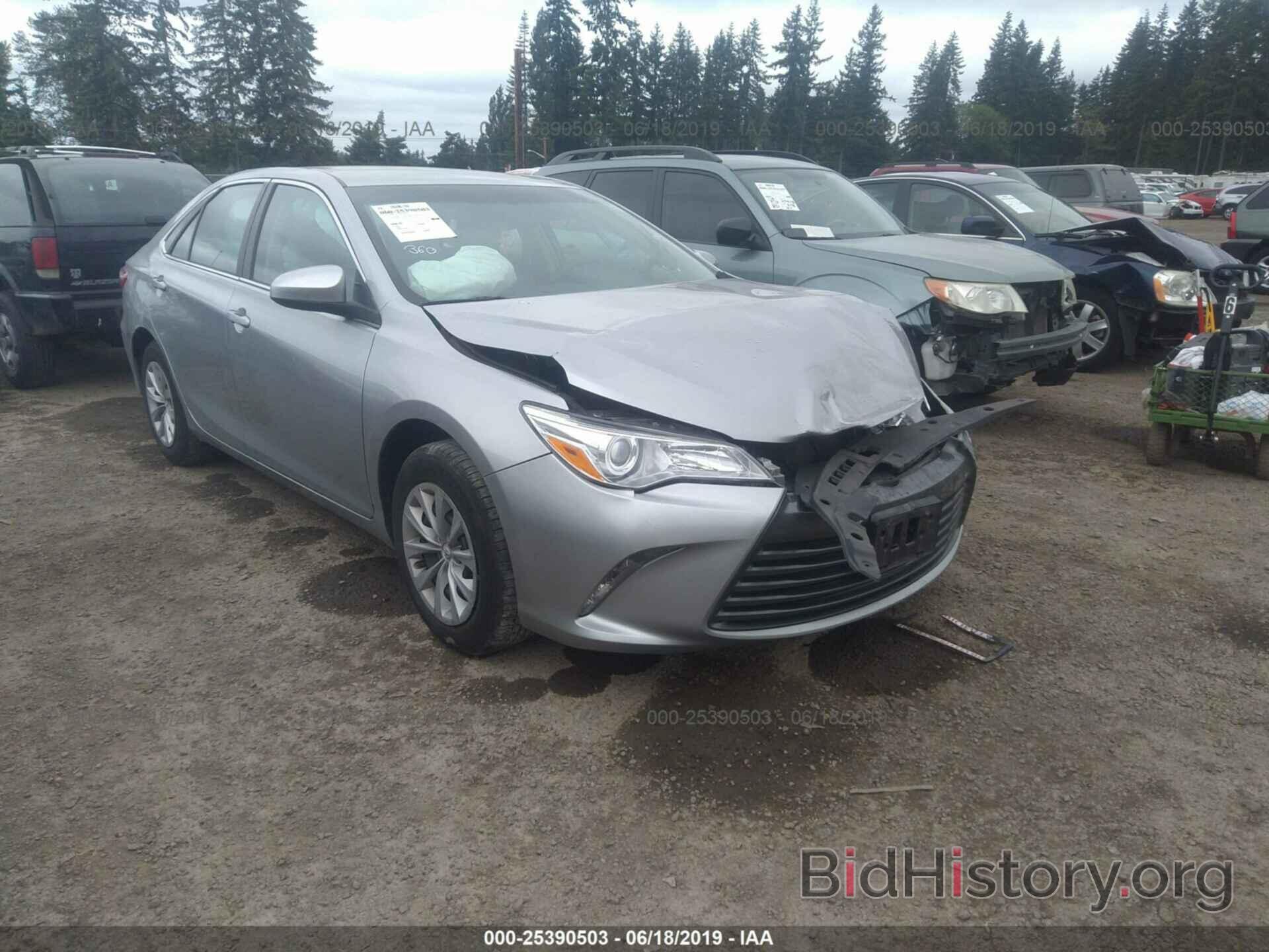 Photo 4T4BF1FK6FR493076 - TOYOTA CAMRY 2015