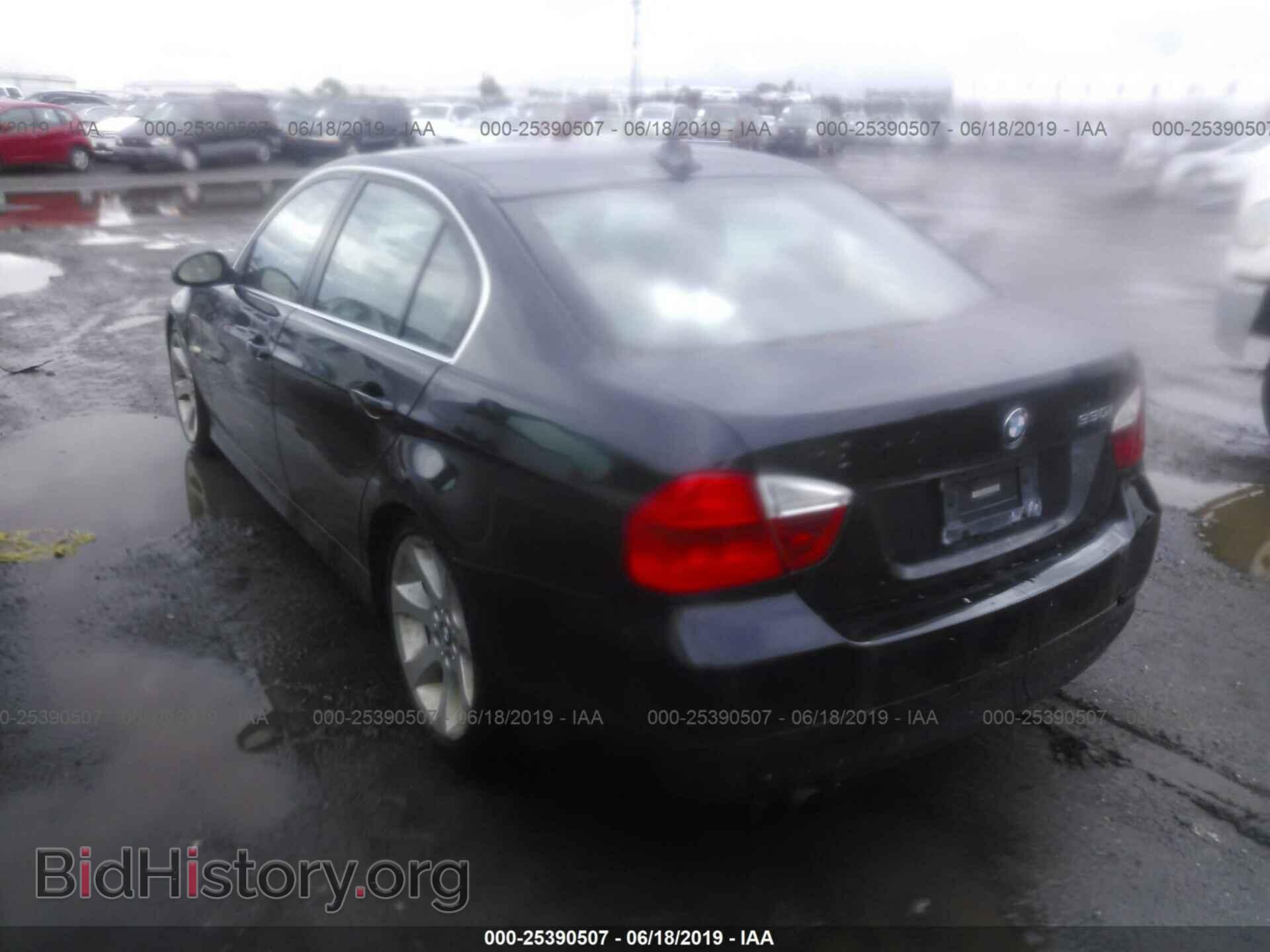 2006 BMW 330 - VIN: WBAVB33556PS06422 - Фото 3