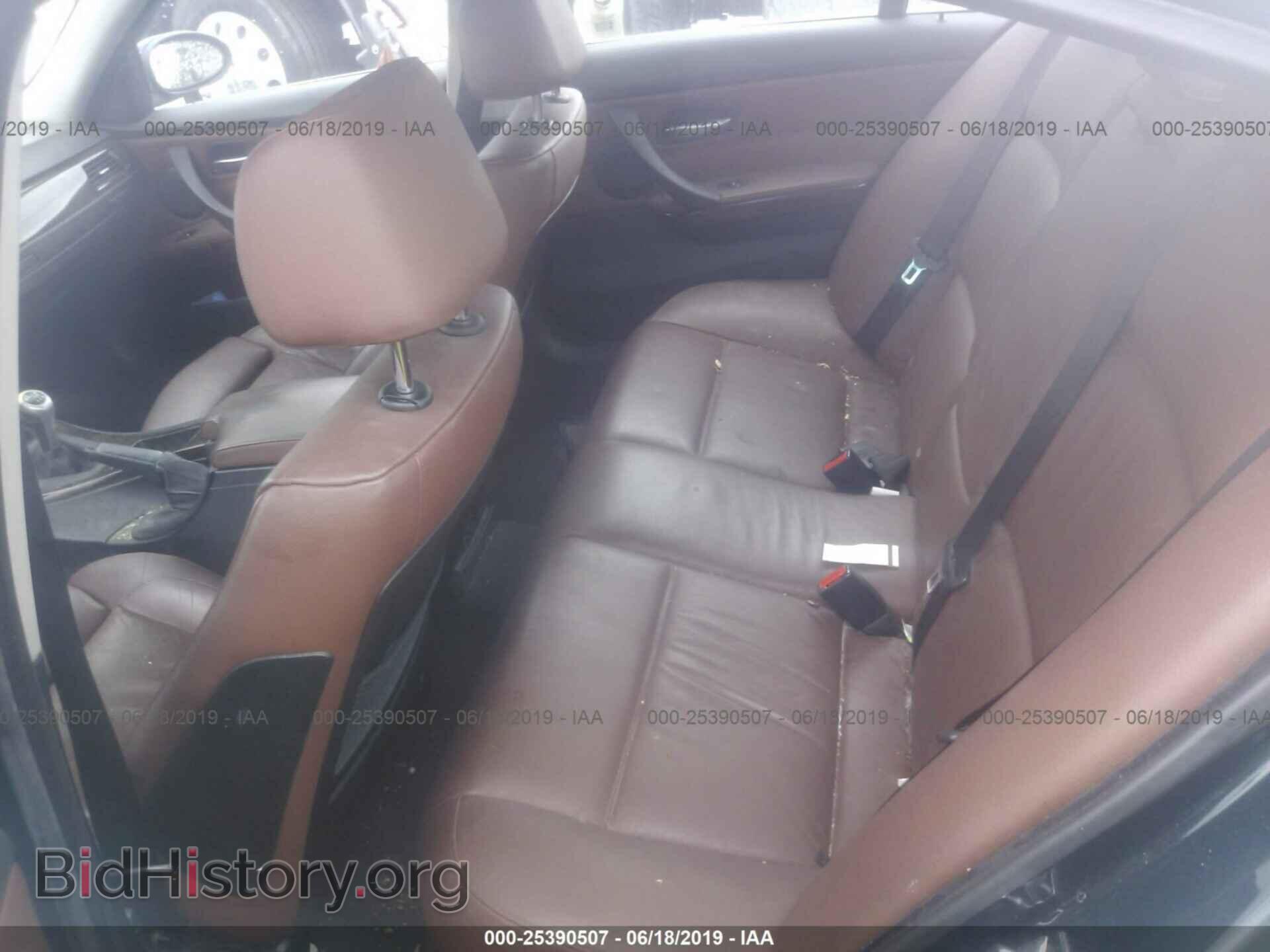 2006 BMW 330 - VIN: WBAVB33556PS06422 - Фото 8