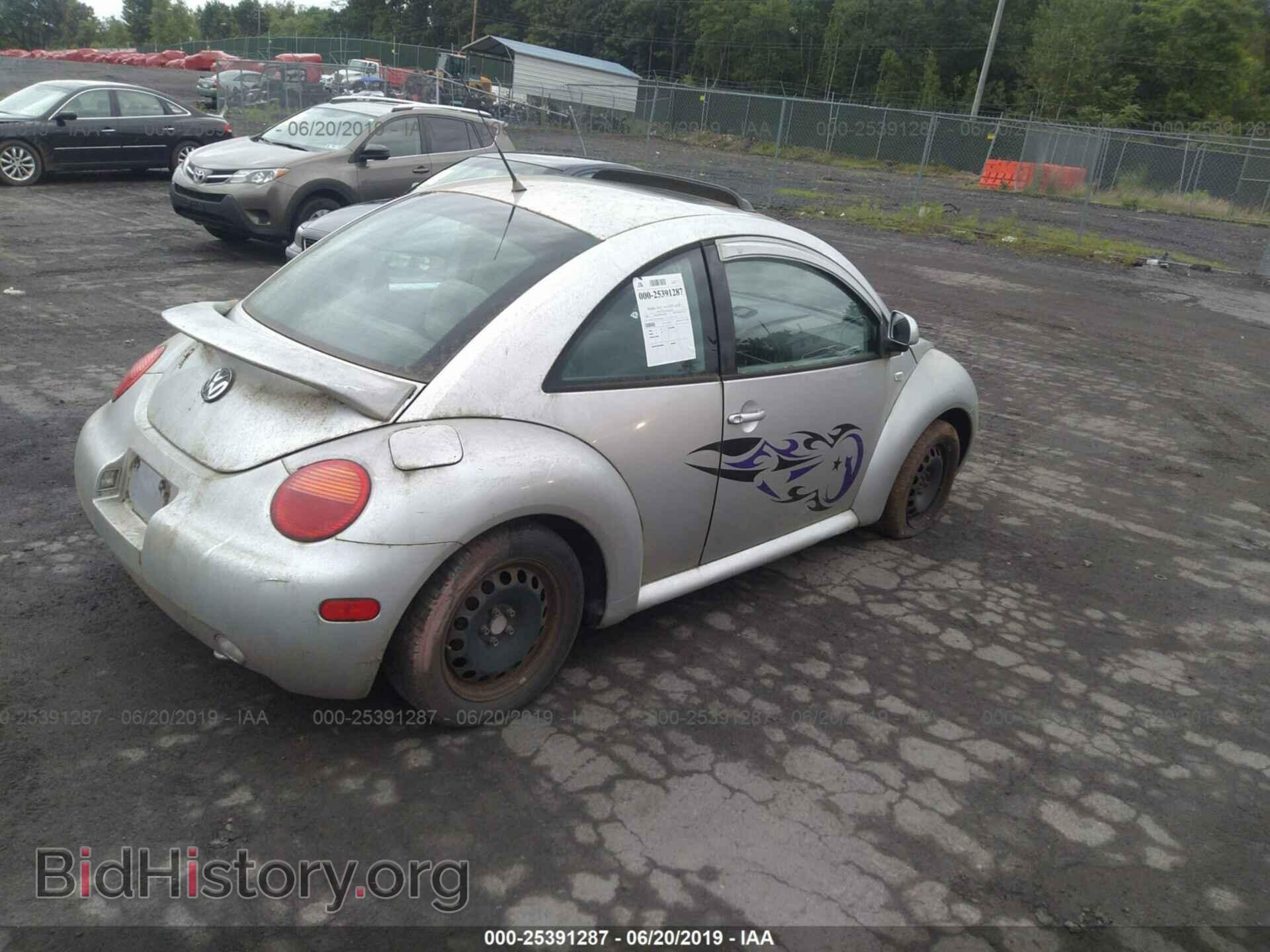 2000 VOLKSWAGEN NEW BEETLE - VIN: 3VWCC21CXYM415566 - Фото 4