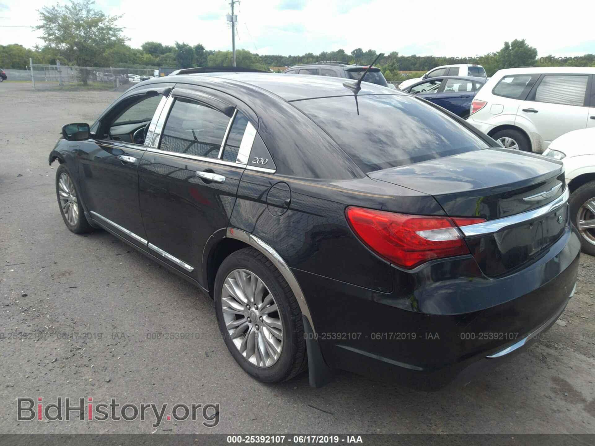 2011 CHRYSLER 200 - VIN: 1C3BC2FG5BN548229 - Photo 3