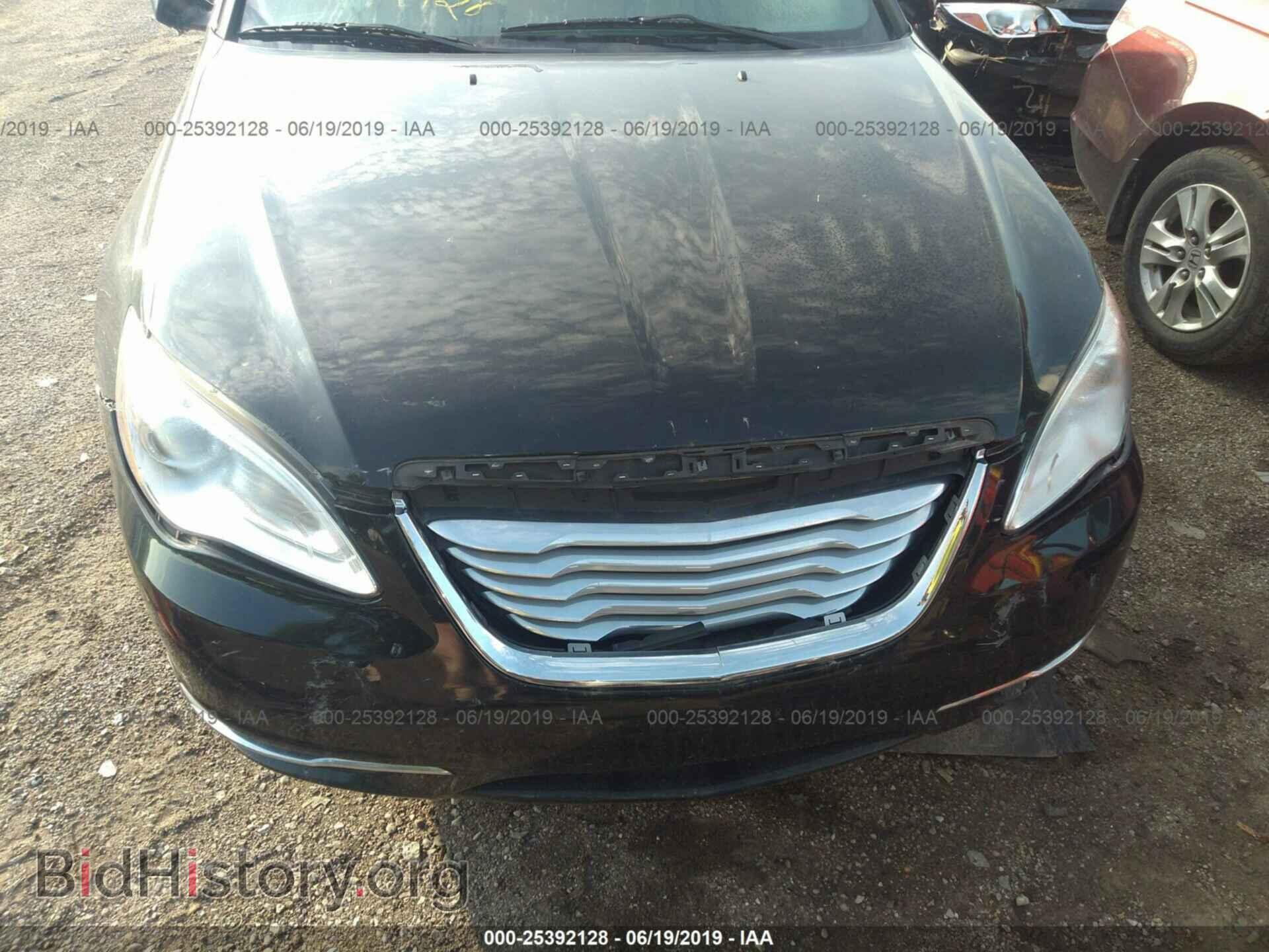 2011 CHRYSLER 200 - VIN: 1C3BC1FB1BN625144 - Фото 6