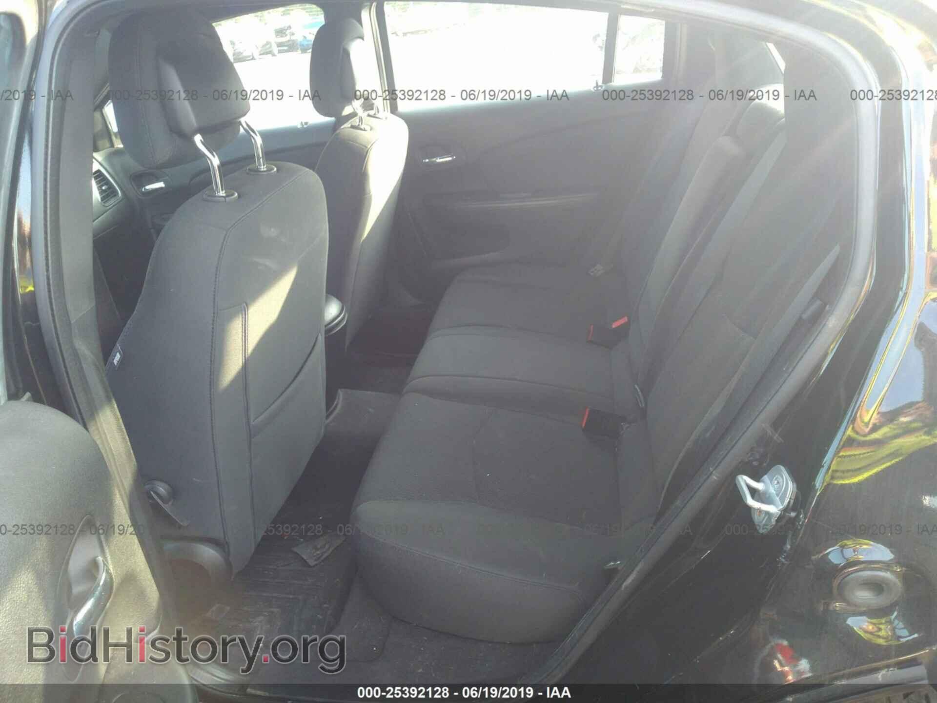 2011 CHRYSLER 200 - VIN: 1C3BC1FB1BN625144 - Фото 8