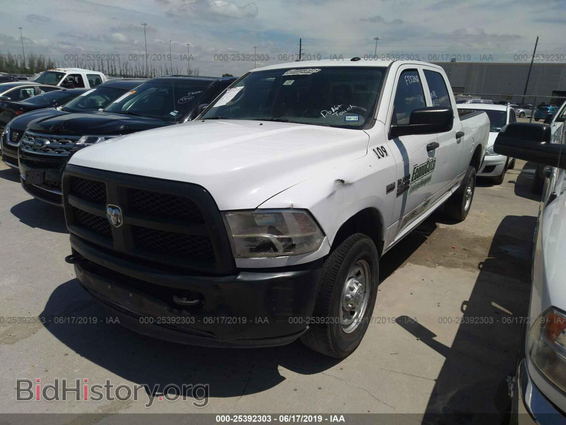 2014 RAM 2500 - VIN: 3C6TR4CT3EG260998 - Photo 2