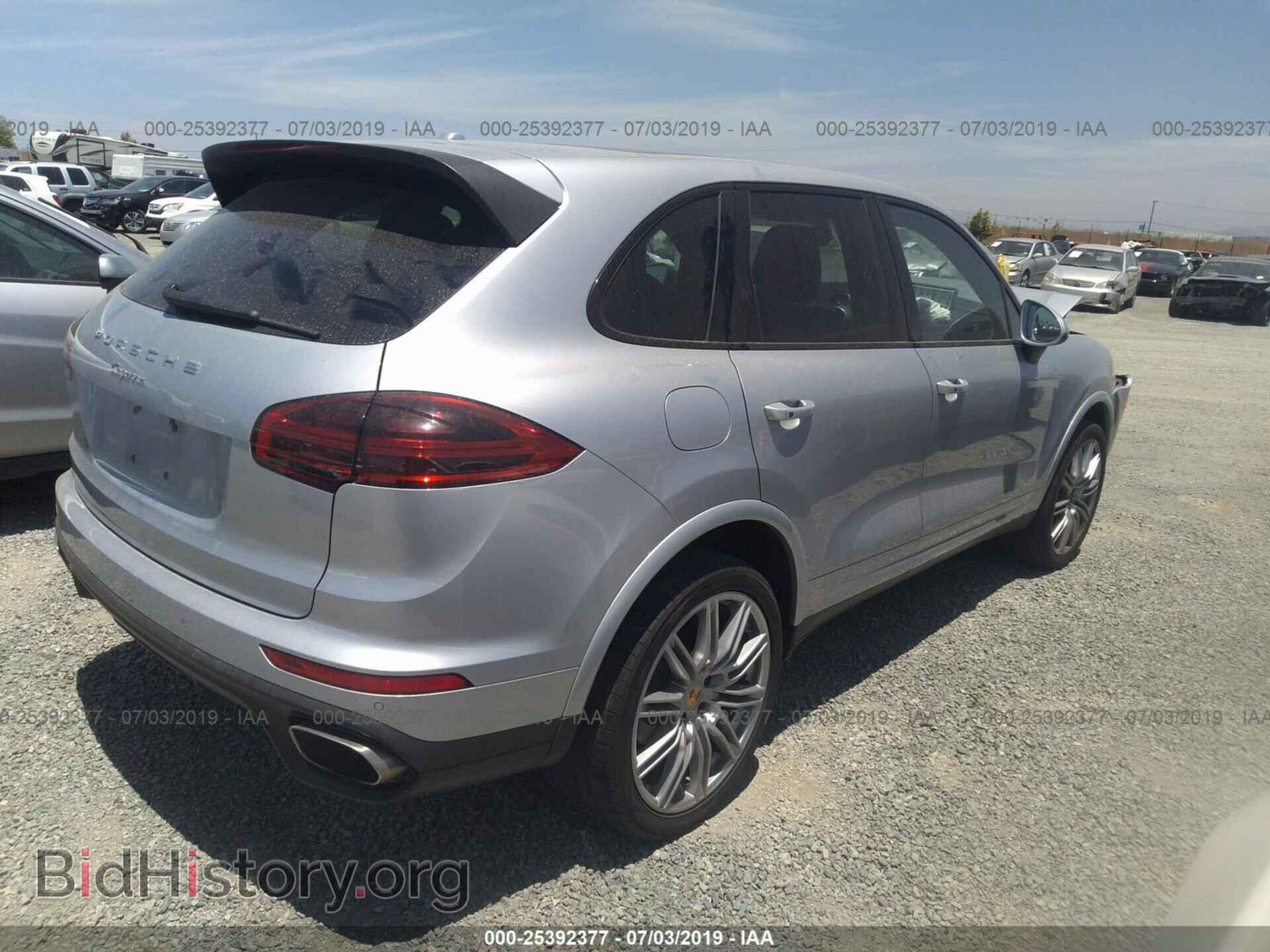 2018 PORSCHE CAYENNE - VIN: WP1AA2A29JKA02413 - Photo 4