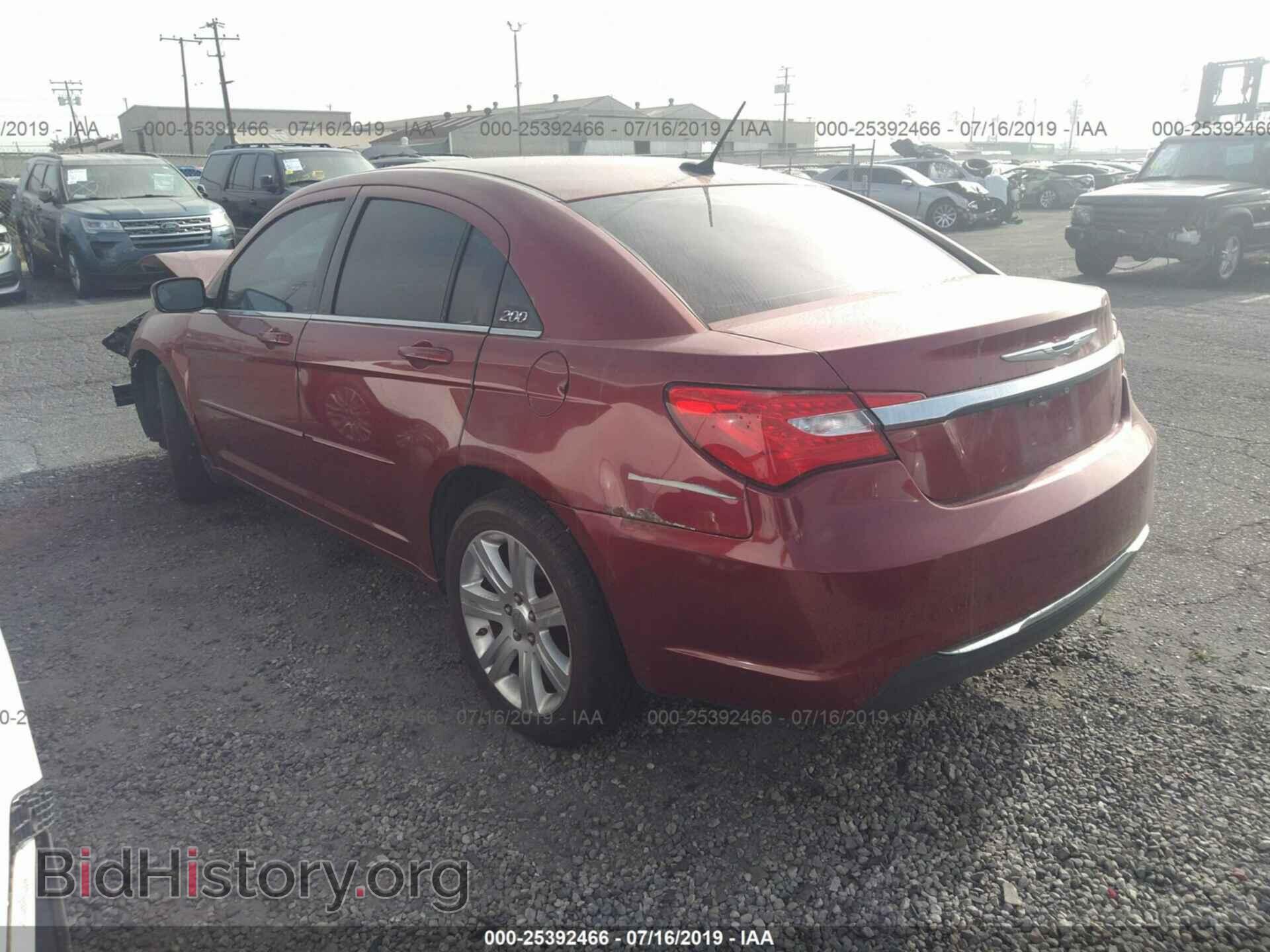 2012 CHRYSLER 200 - VIN: 1C3CCBABXCN208110 - Фото 3