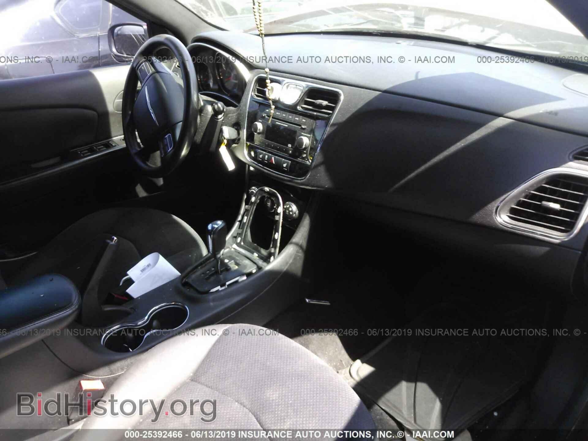 2012 CHRYSLER 200 - VIN: 1C3CCBABXCN208110 - Фото 5