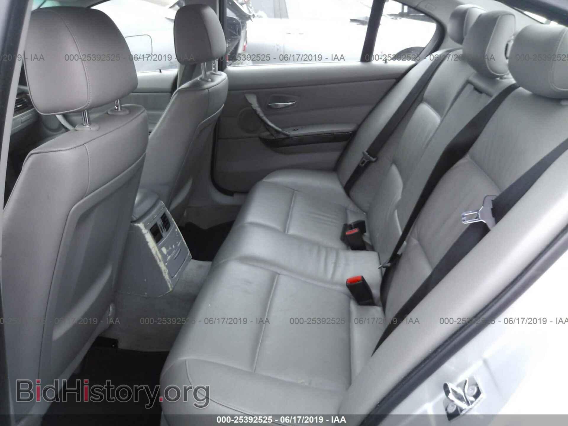 2006 BMW 330 - VIN: WBAVB33586KR72884 - Фото 8