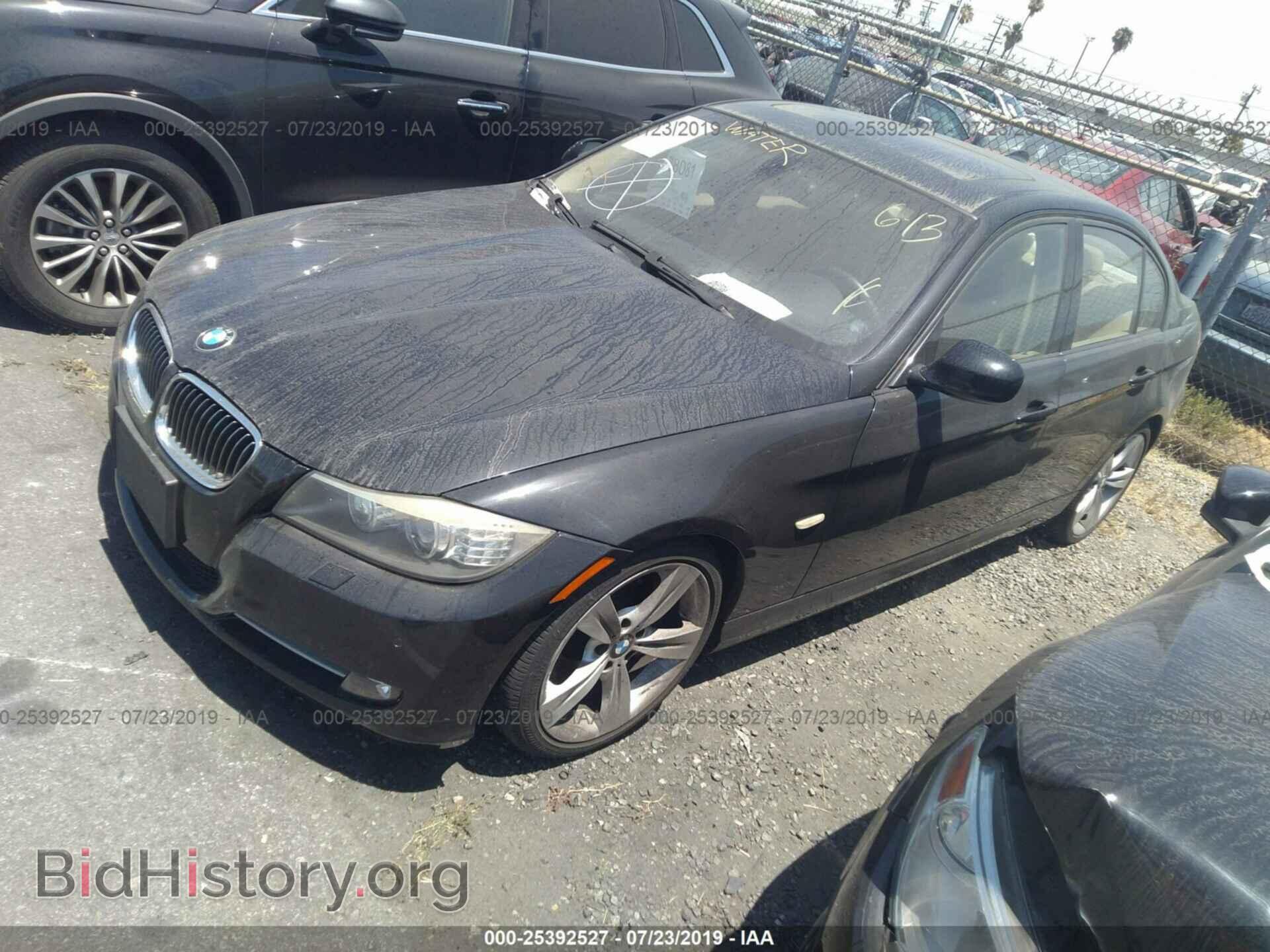 2009 BMW 335 - VIN: WBAPM735X9E191572 - Фото 2