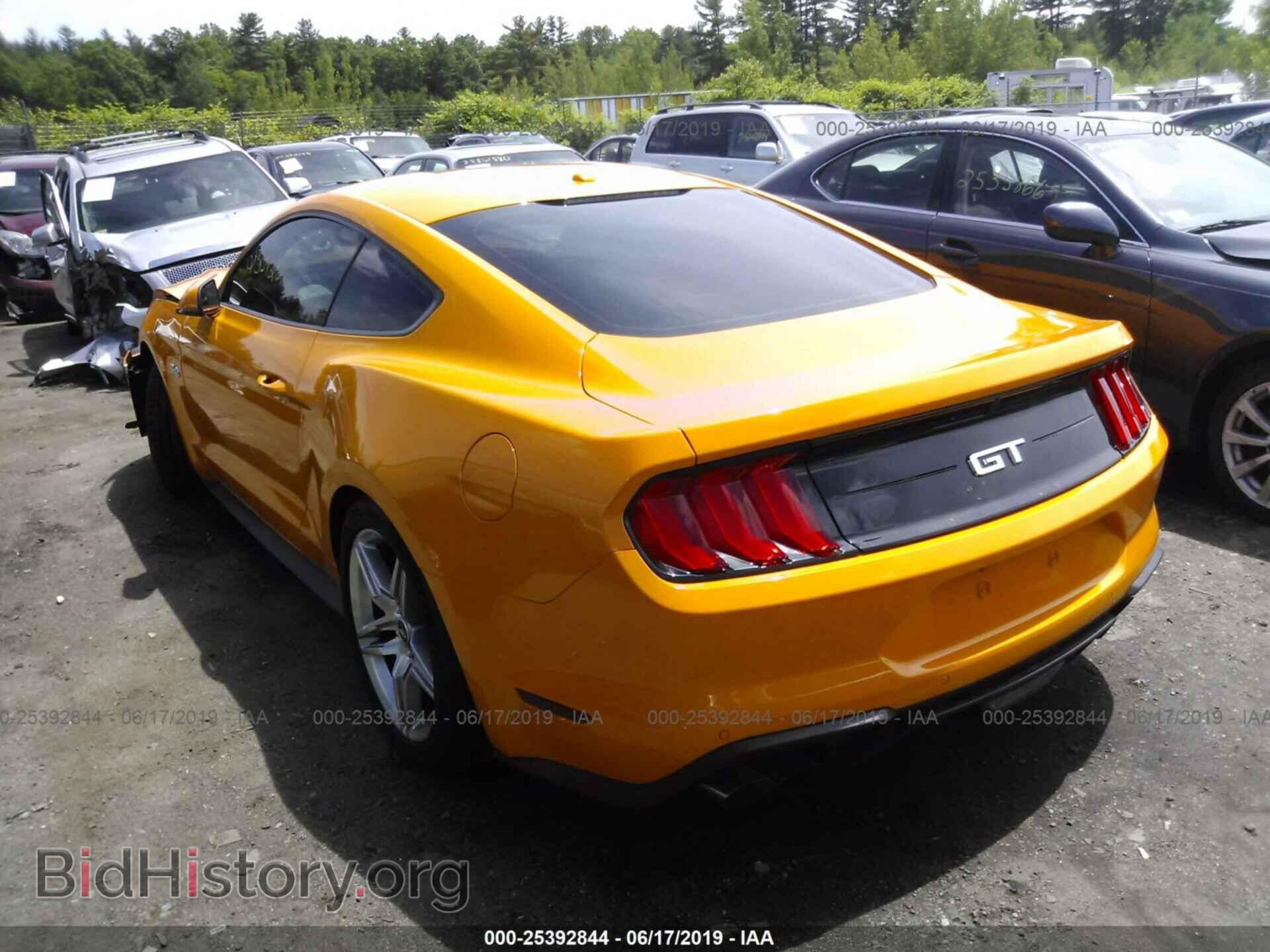 2018 FORD MUSTANG - VIN: 1FA6P8CFXJ5137137 - Фото 3