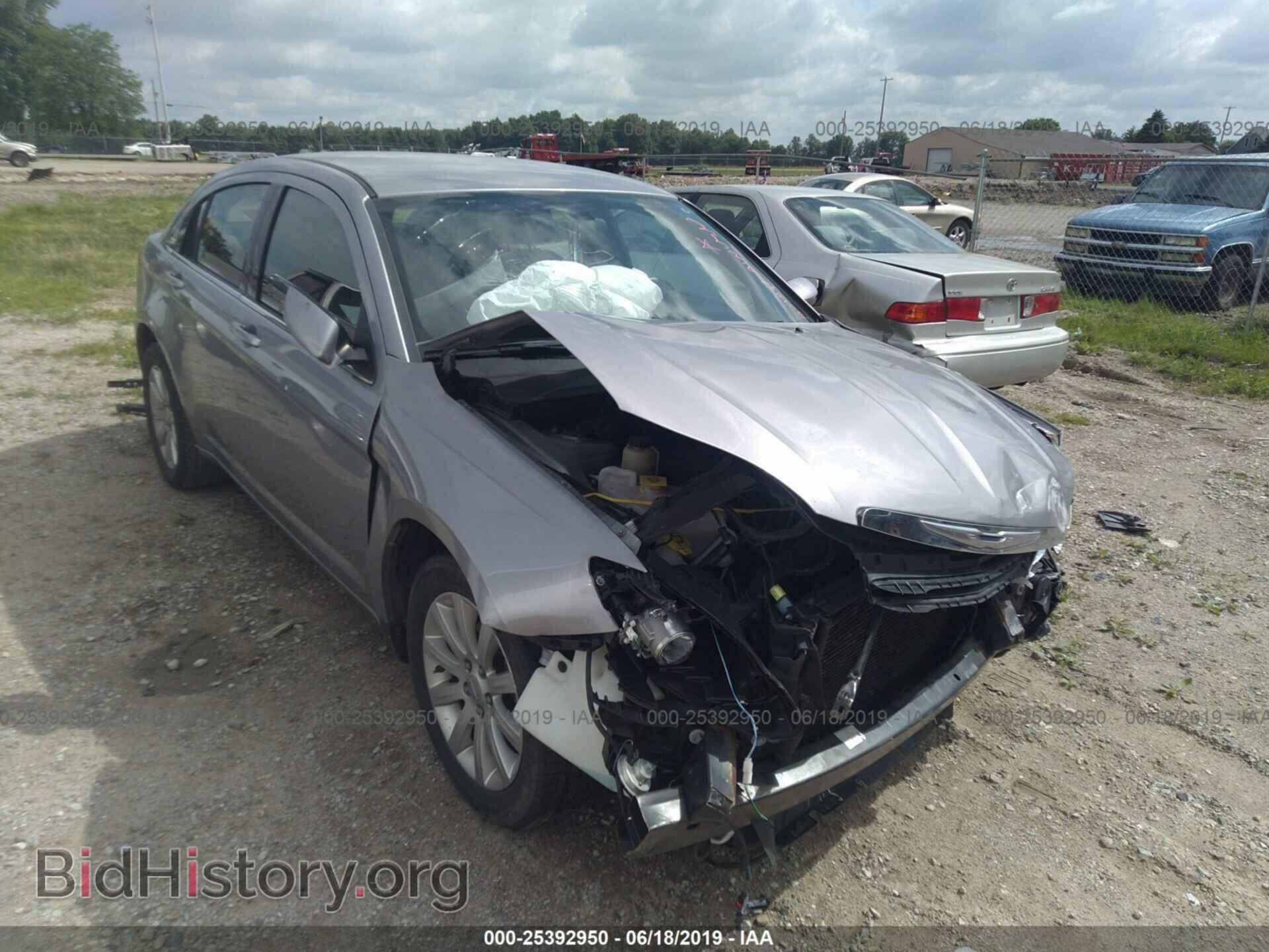 Photo 1C3CCBBB5DN672650 - CHRYSLER 200 2013