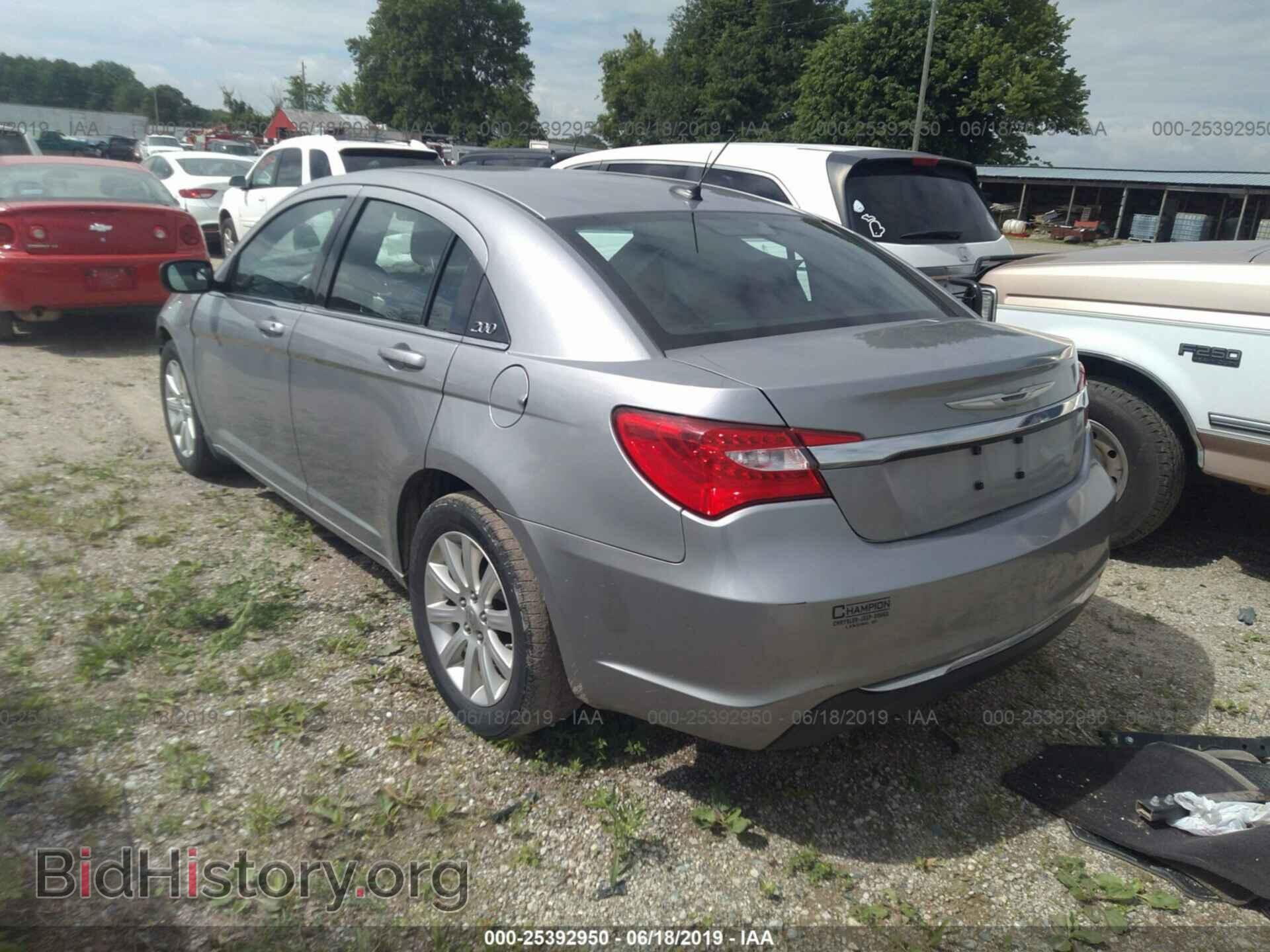 2013 CHRYSLER 200 - VIN: 1C3CCBBB5DN672650 - Фото 3