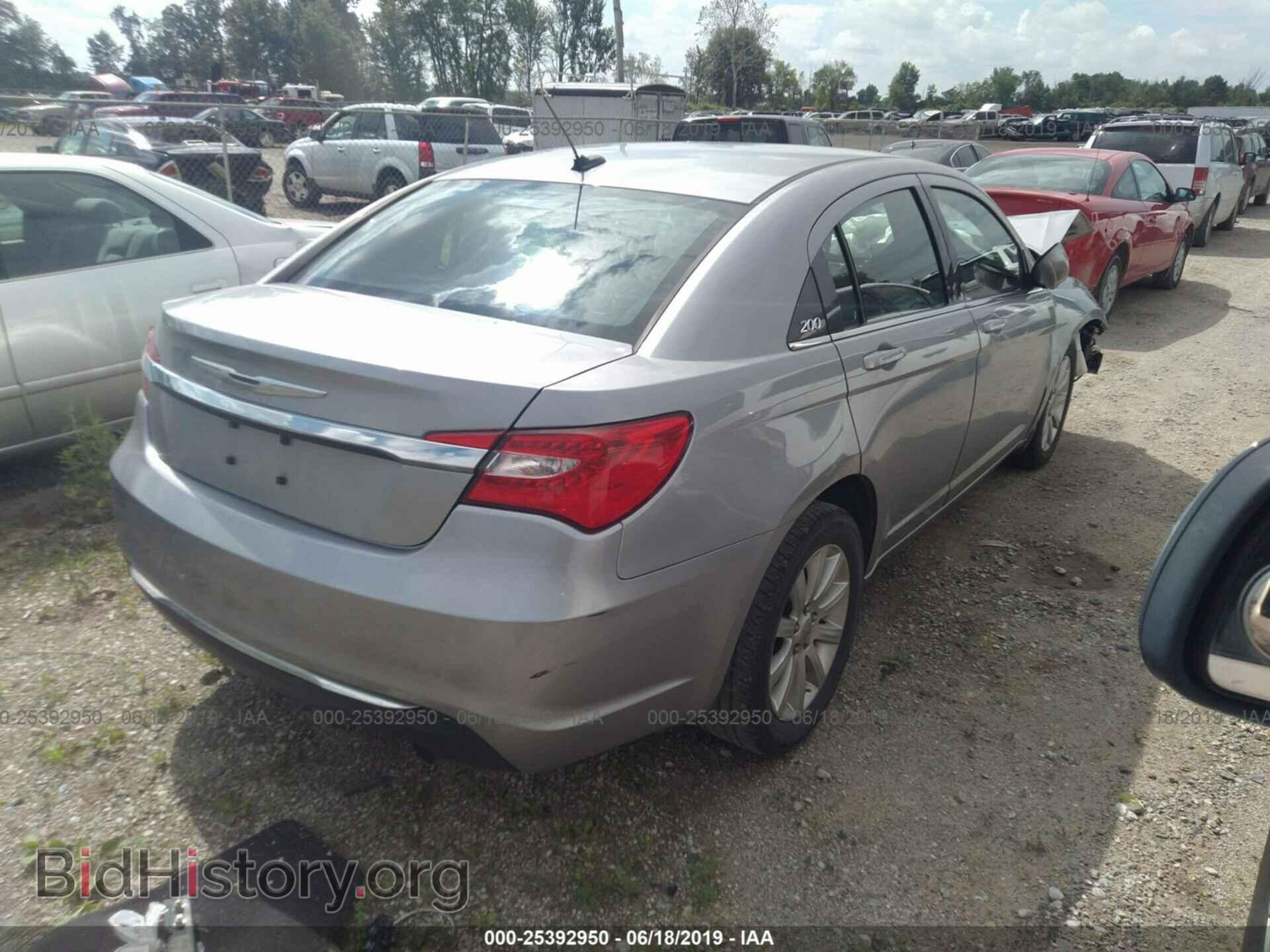 2013 CHRYSLER 200 - VIN: 1C3CCBBB5DN672650 - Фото 4